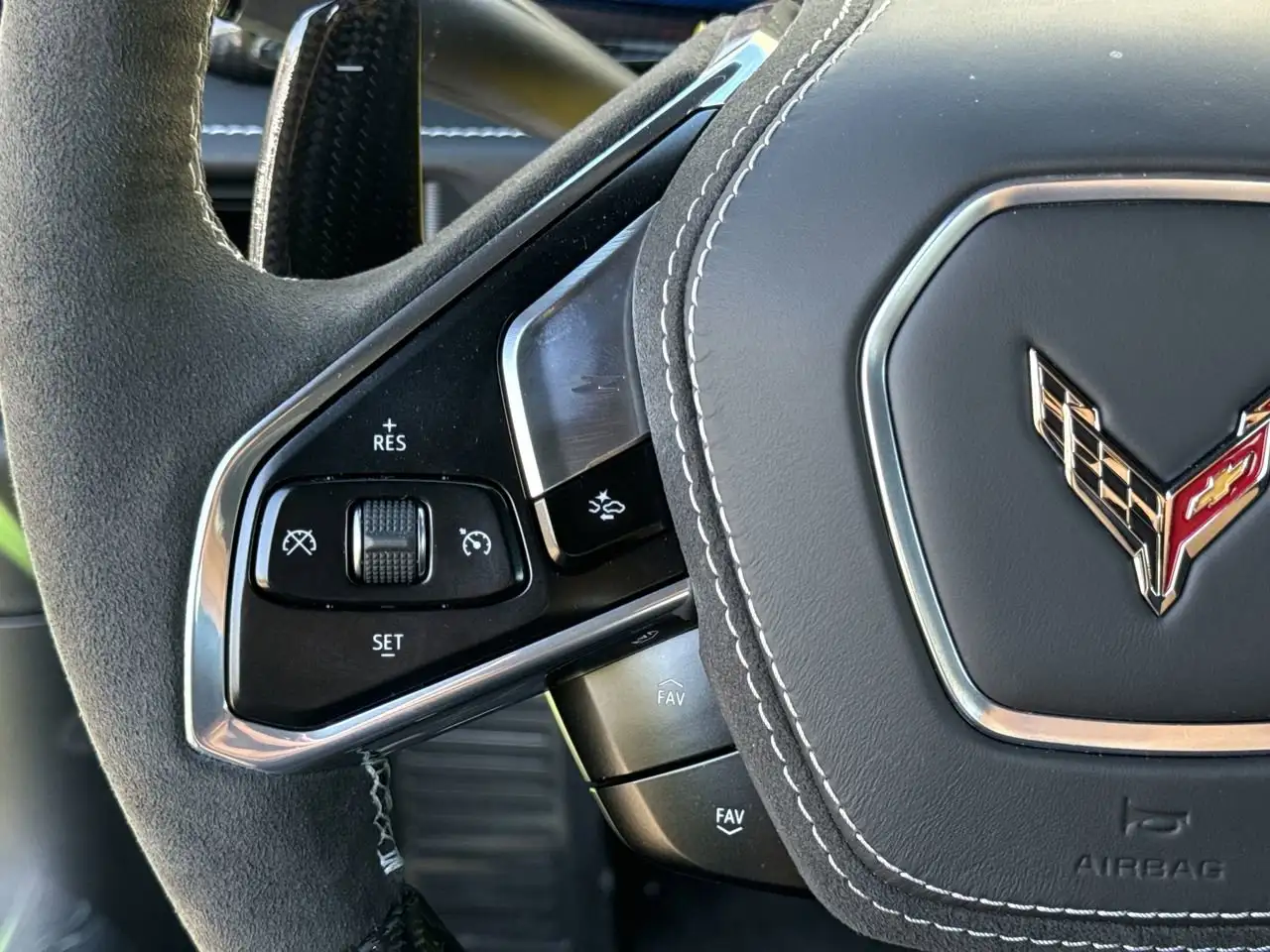 Chevrolet Corvette снимка Chevrolet Corvette