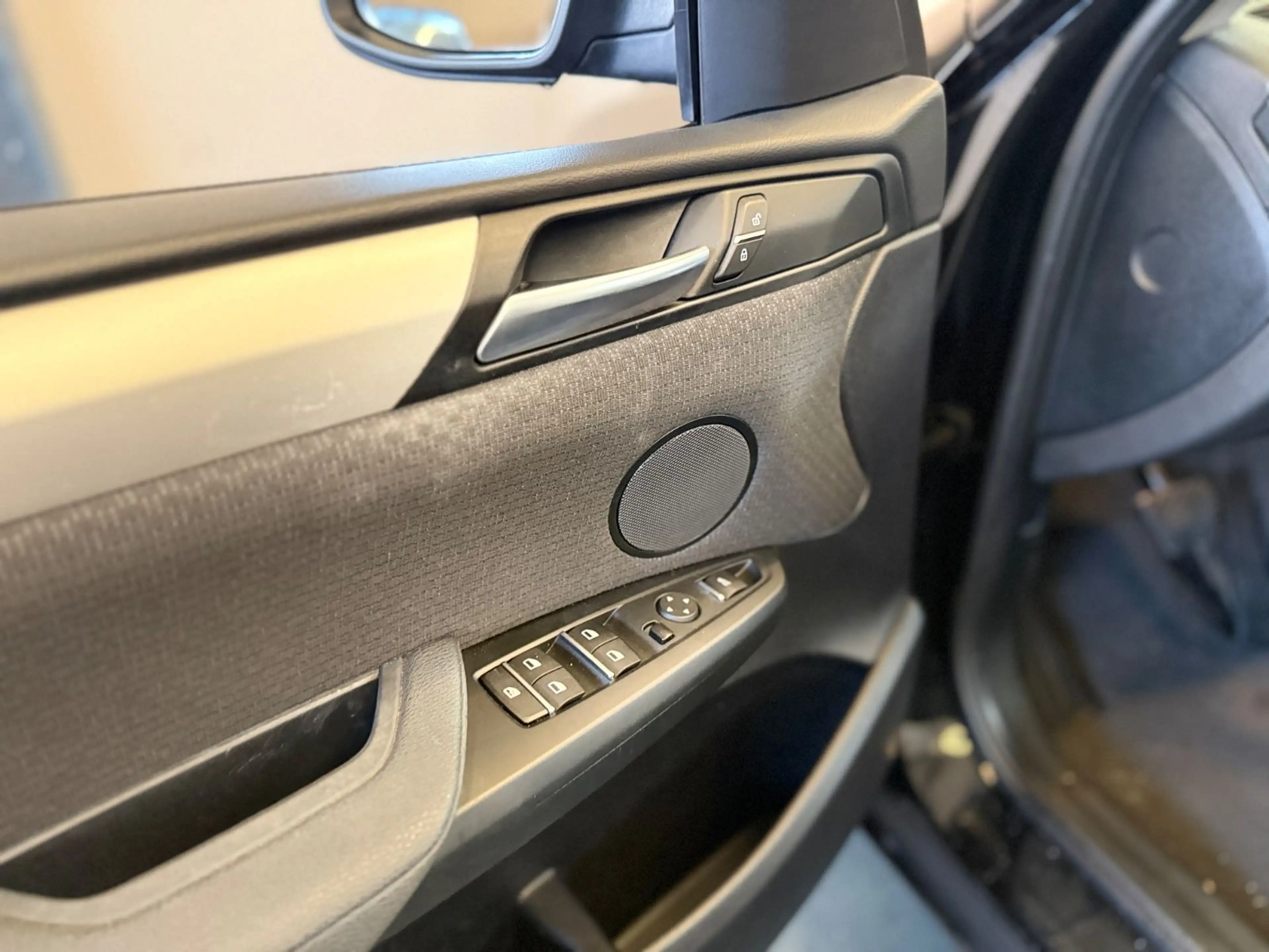 BMW X3 xDrive 20 d Advantage 18Zoll 1.Hand — photo 12