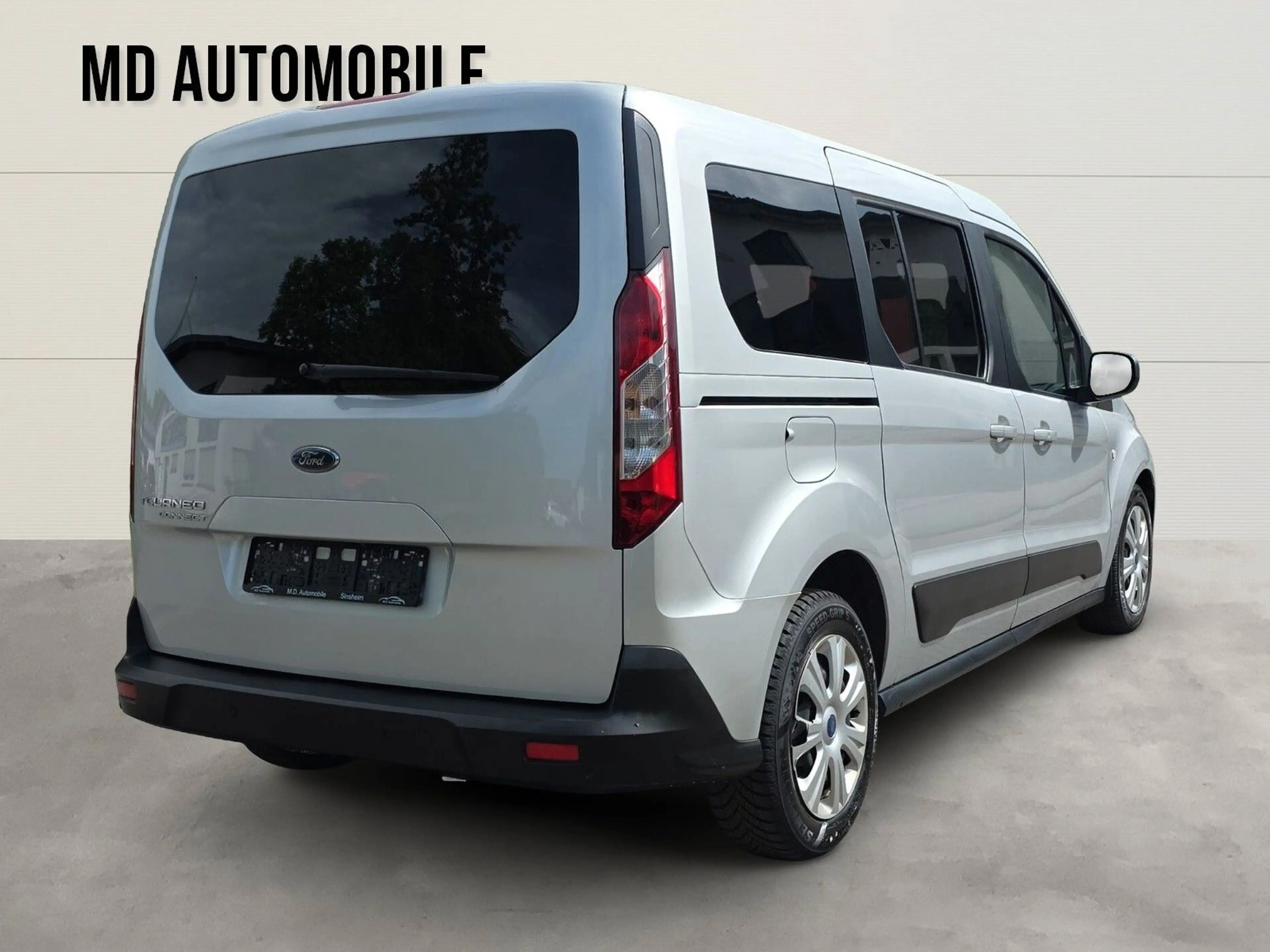 Ford Grand Tourneo Connect  LED NAVI KAMERA — photo 5