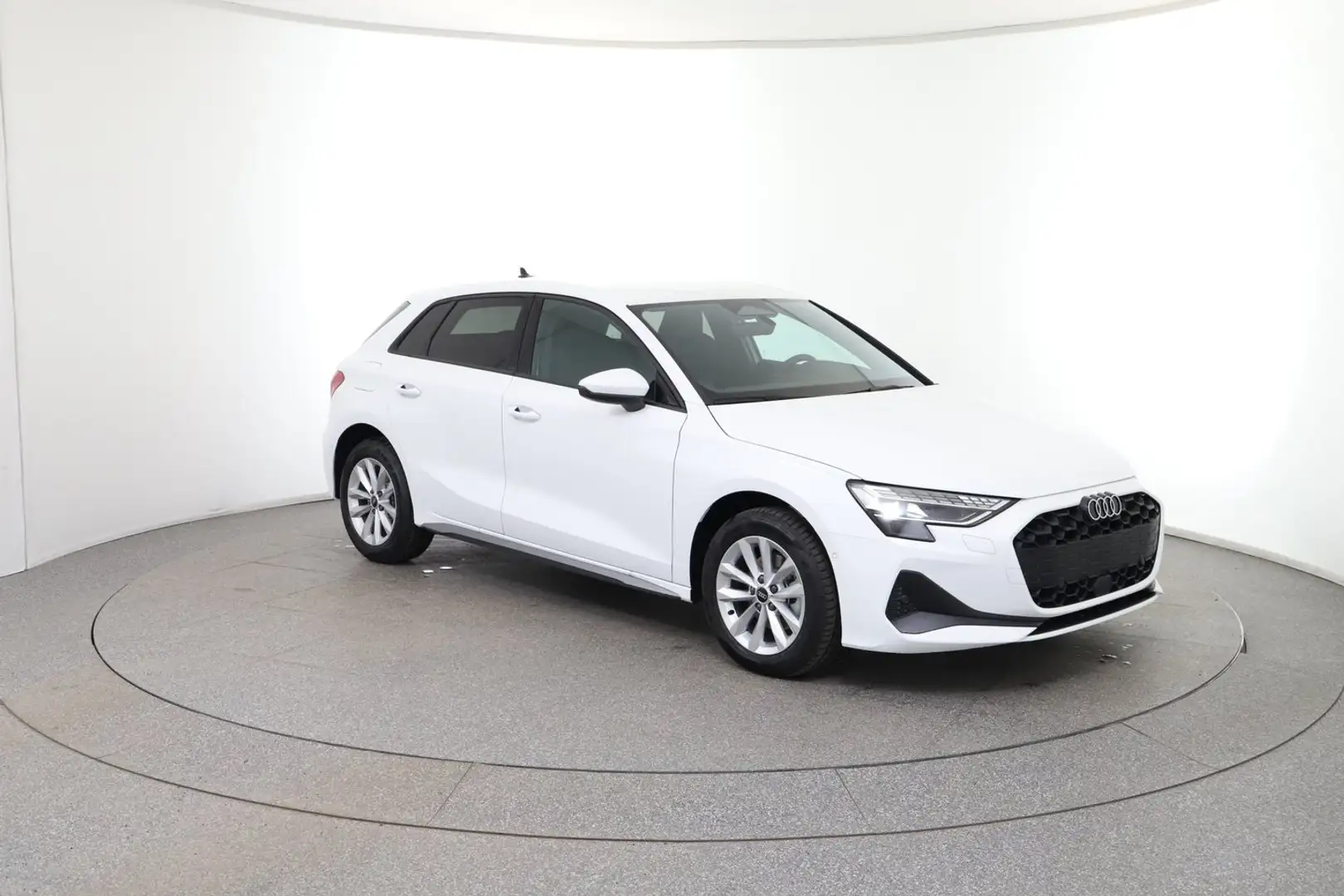 Audi A3 35 TFSI Weiß - 2