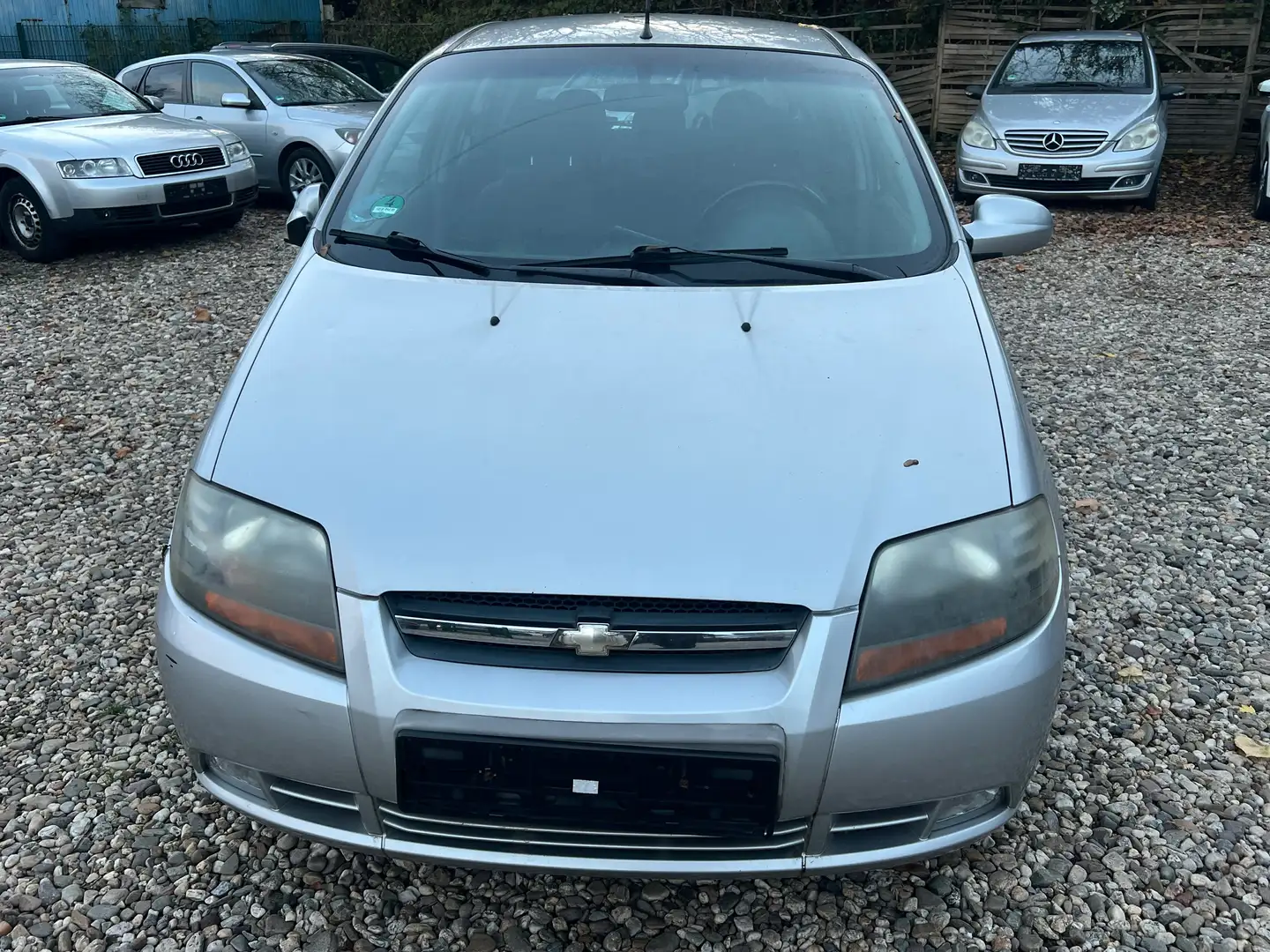 Chevrolet Kalos Kalos 5-Türer 1.4 16V Silber - 2