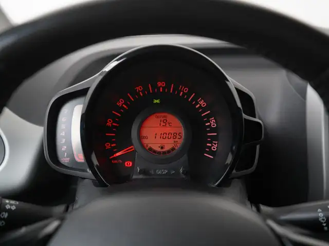 Toyota Aygo view 8