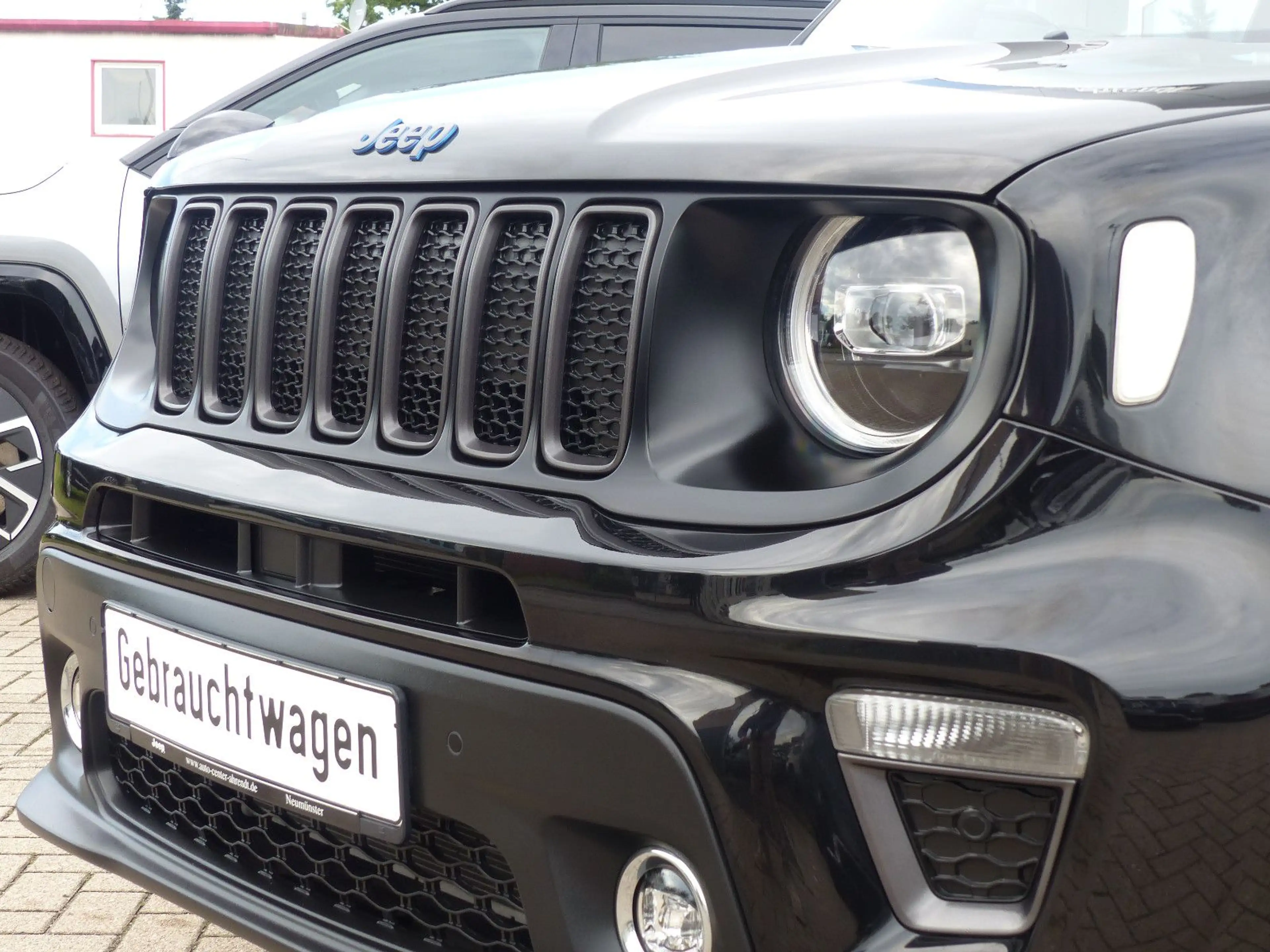 Jeep Renegade S PHEV 4xe LED Navi Allwetter — photo 11
