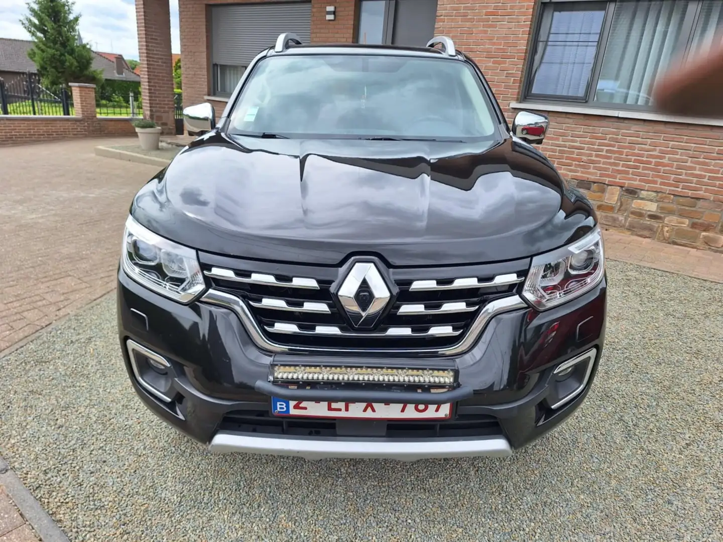 Renault Alaskan Alaskan Double Cab 4x4 dCi 190 Aut. EXPERIENCE Negru - 1