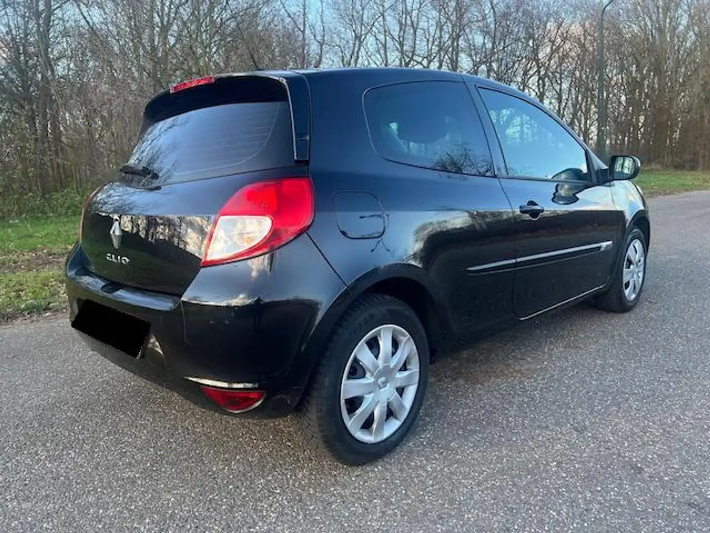 Renault Clio Clio III dCi 90 eco2 Night - 2