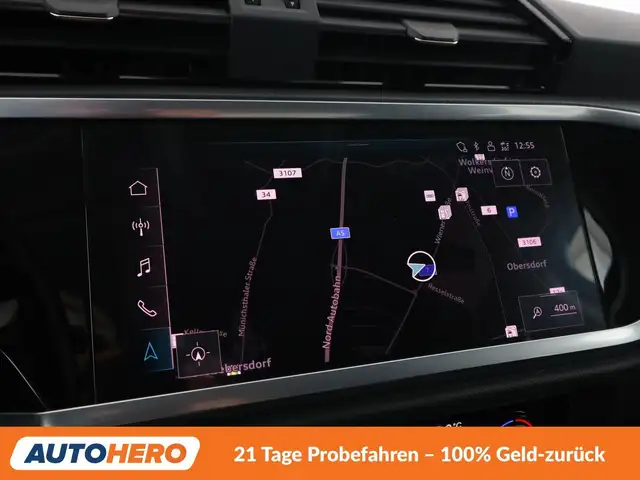 Audi Q3 view 21