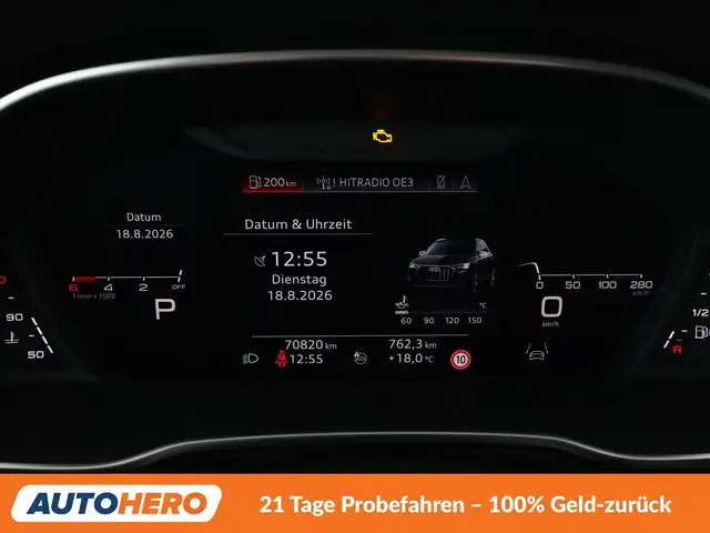 Audi Q3 view 20