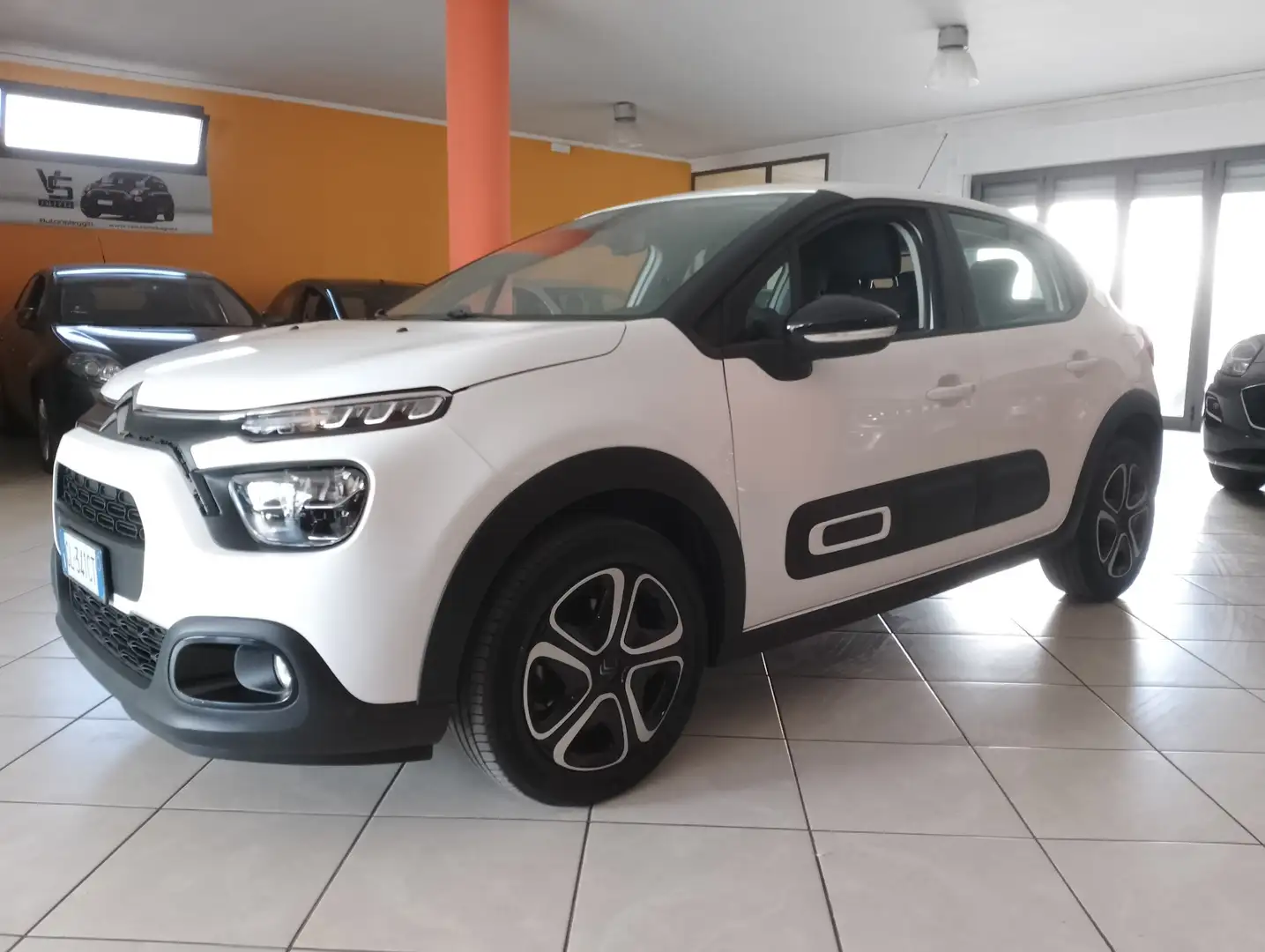 Citroen C3 Aircross 1.5 bluehdi Shine Pack s&s 100cv Bianco - 2
