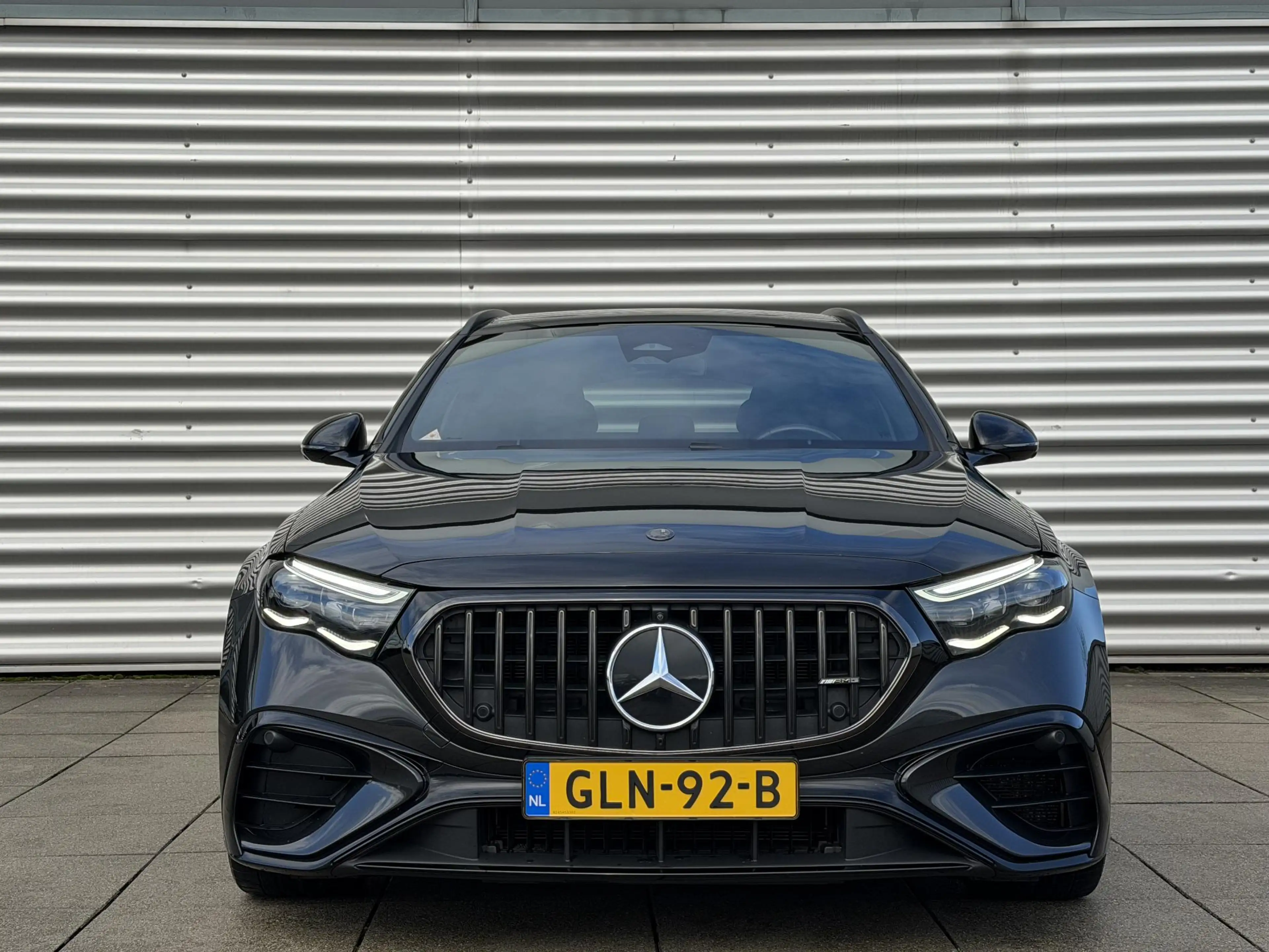 Mercedes-Benz E 53 AMG Estate 4MATIC+ Night Edition Burmester | Panorama — photo 7