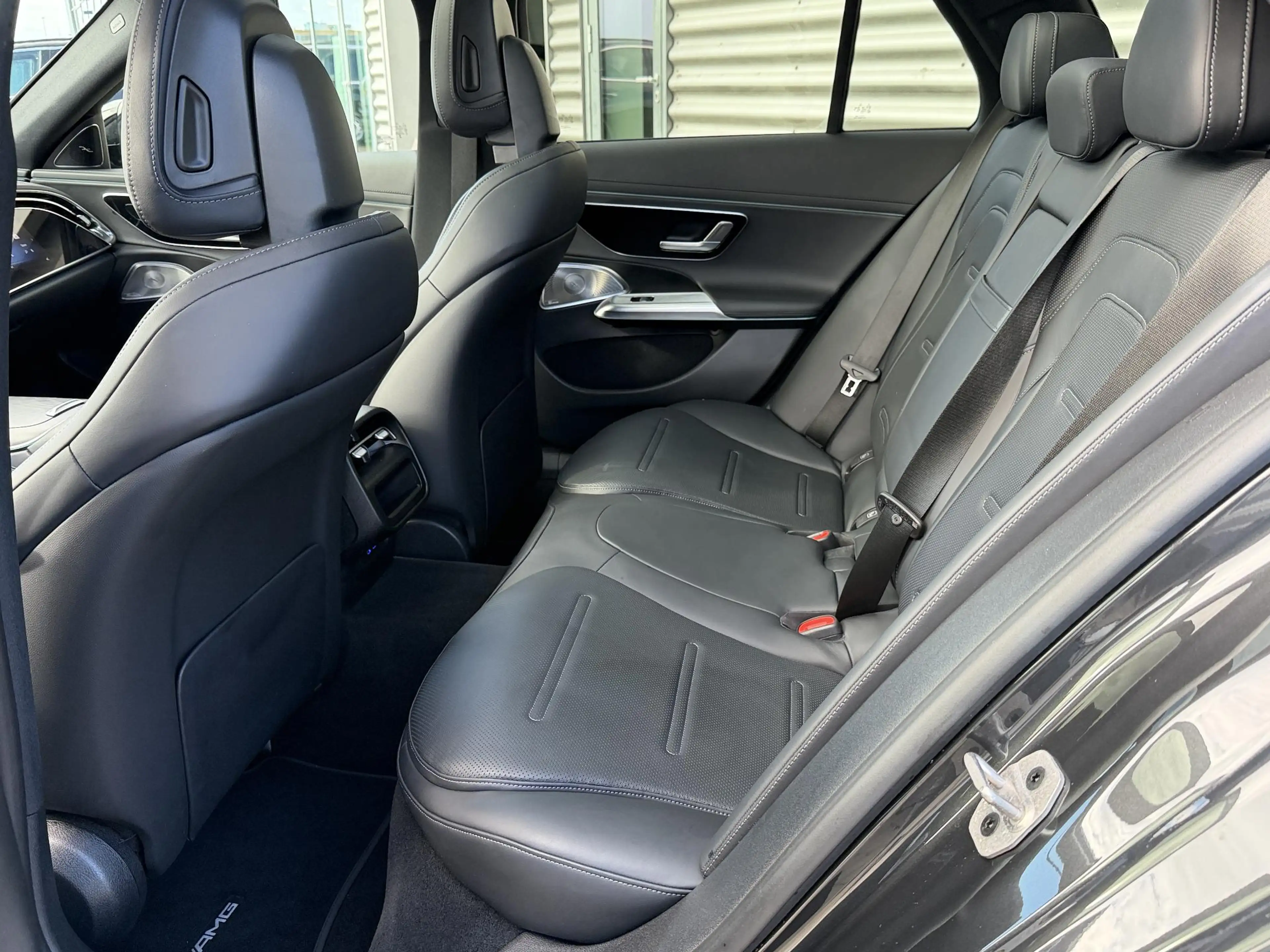 Mercedes-Benz E 53 AMG Estate 4MATIC+ Night Edition Burmester | Panorama — photo 6