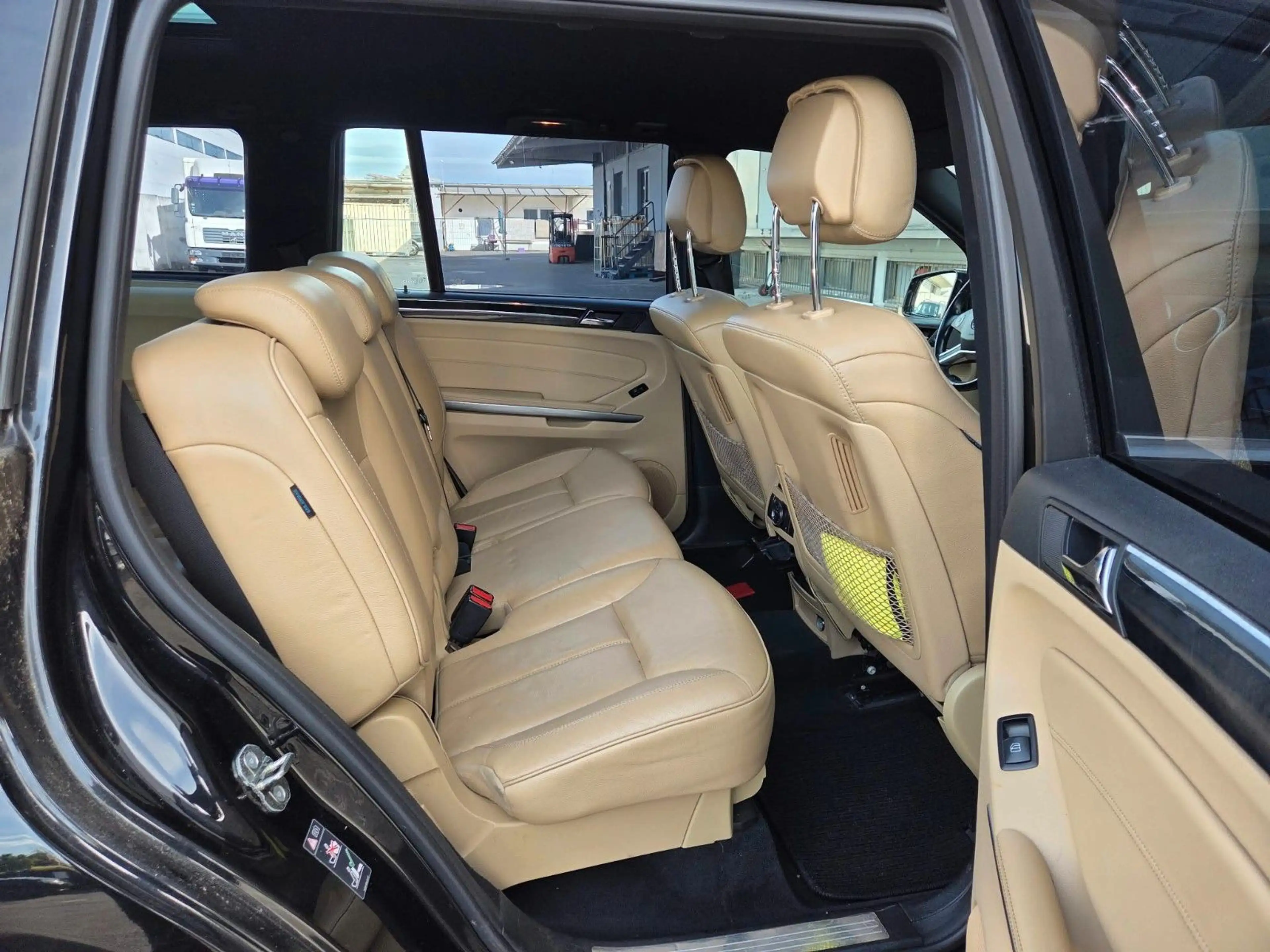 Mercedes-Benz GL 350 CDI BlueEfficiency 4Matic*7 Sitz*Kamera — photo 11