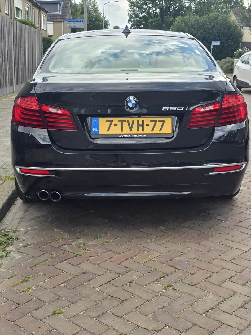 BMW 520 Luxury Edition Zwart - 2