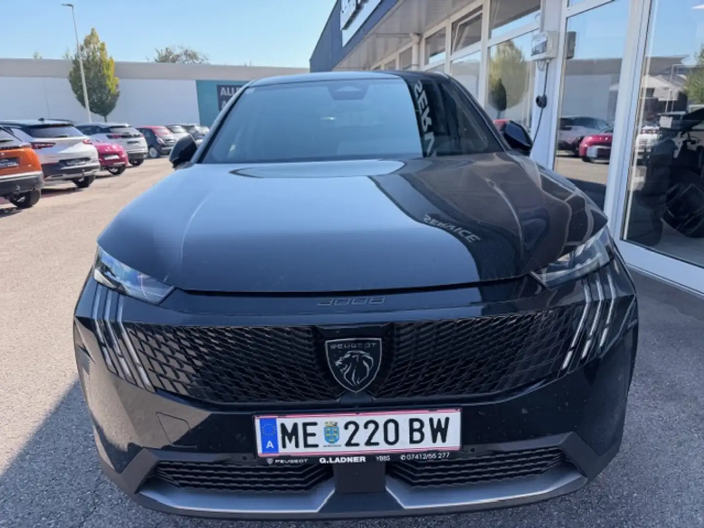 Peugeot 3008 GT Exclusive PHEV 225 e-DCS7 Aut. Schwarz - 2