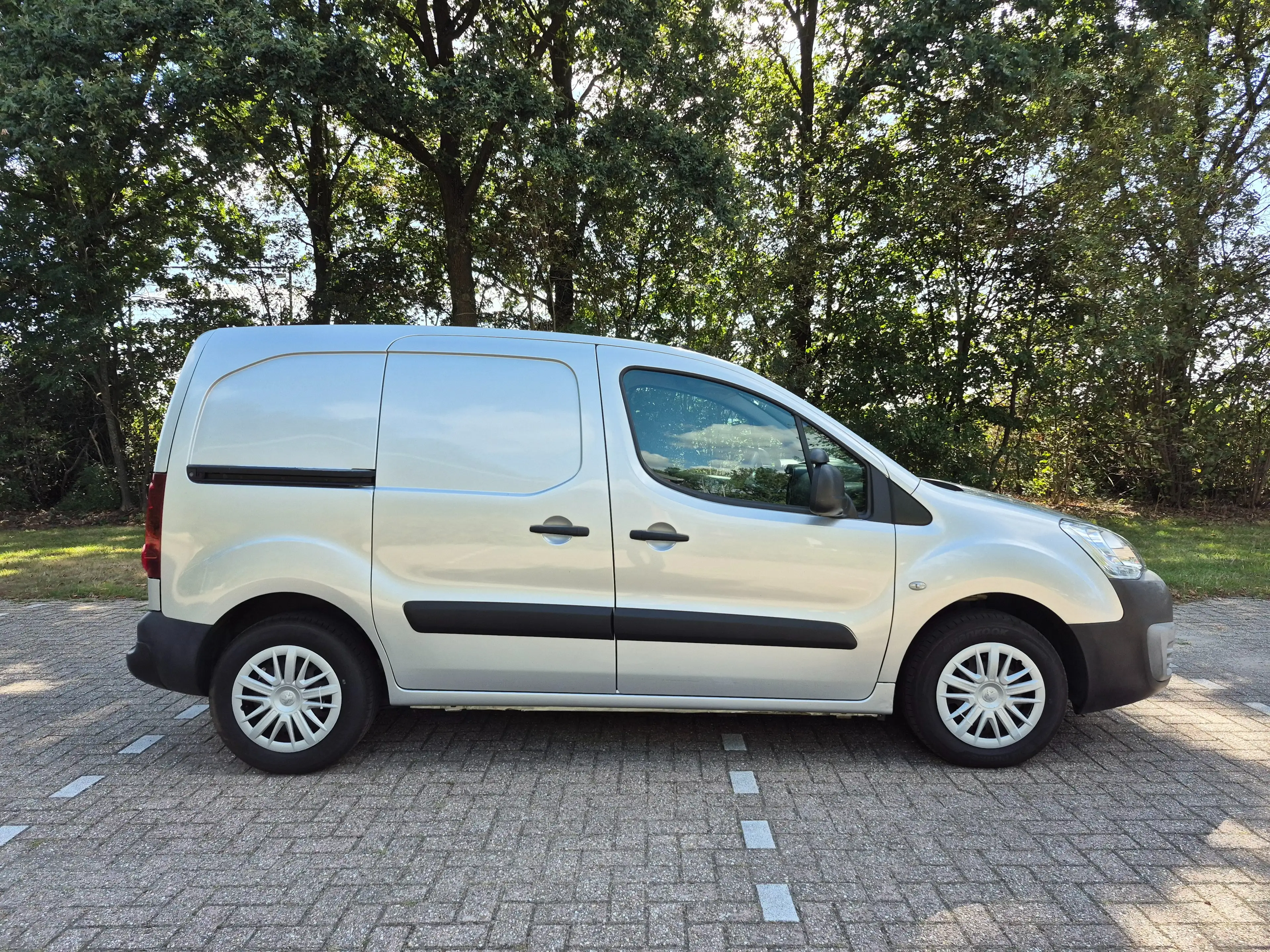Peugeot Partner 120 1.6 BlueHDi L1XR — photo 3