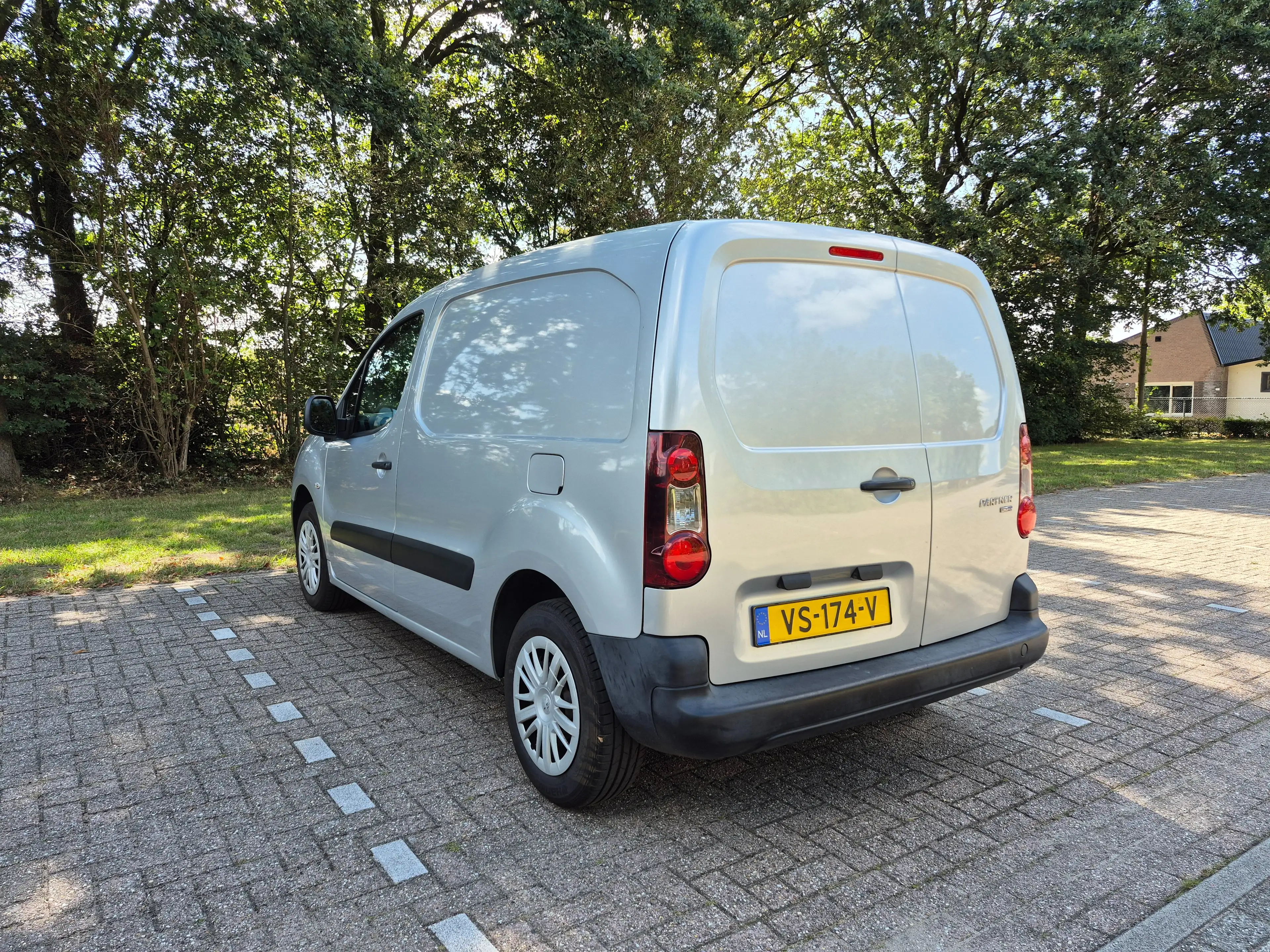 Peugeot Partner 120 1.6 BlueHDi L1XR — photo 10