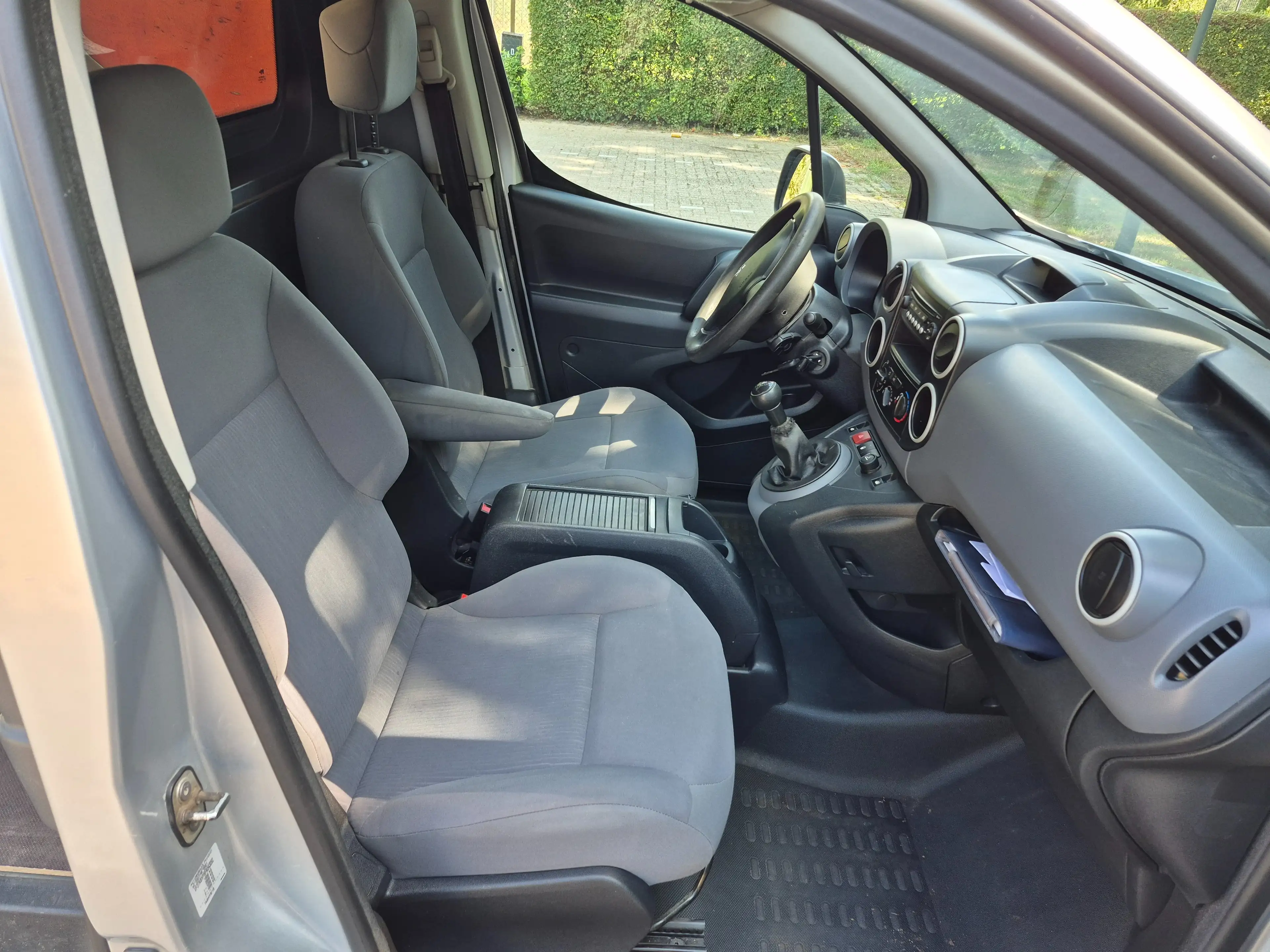 Peugeot Partner 120 1.6 BlueHDi L1XR — photo 12