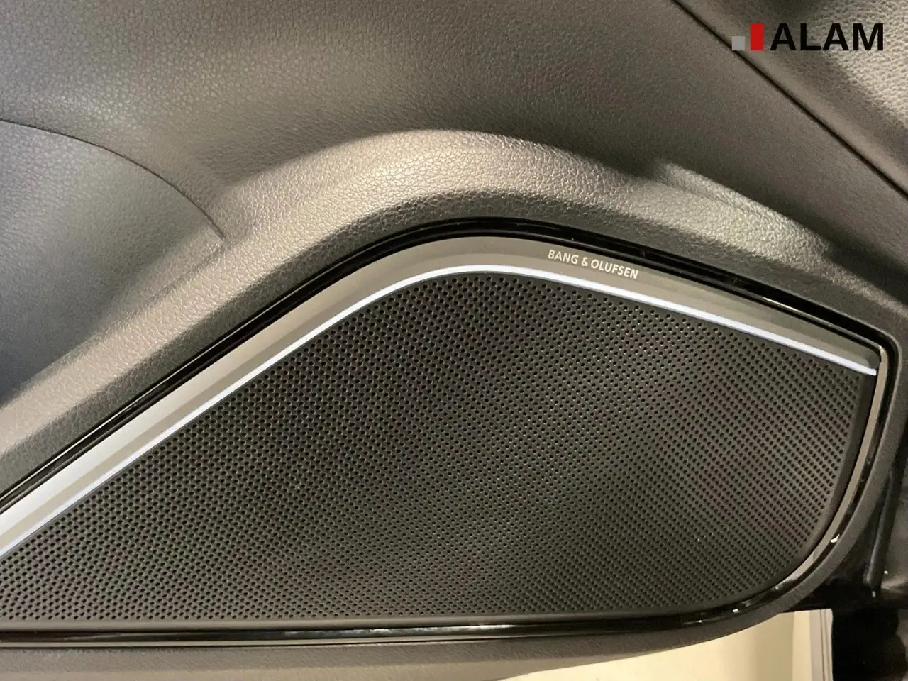 Audi A3 Lim. 35 TFSI SLine S Tronic B&O Lane Glas RFK, миниатюра 13