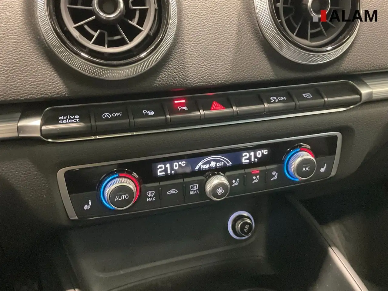 Audi A3 Lim. 35 TFSI SLine S Tronic B&O Lane Glas RFK, миниатюра 27