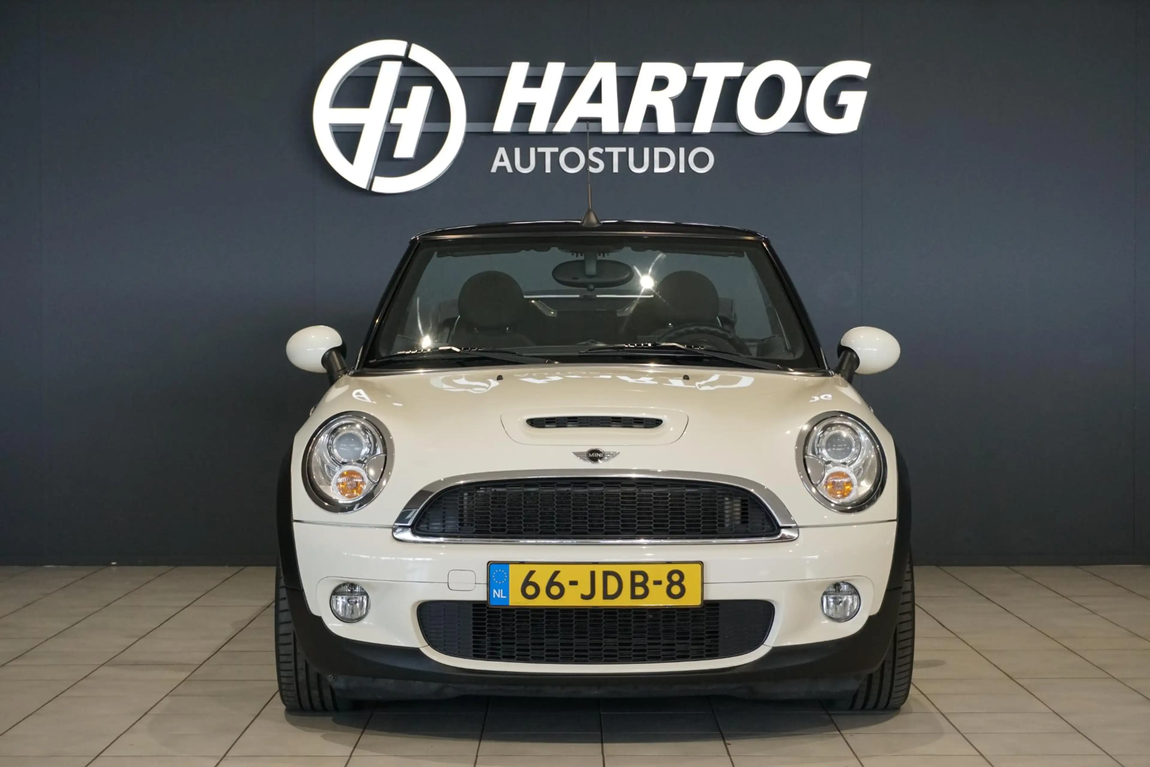 MINI Cooper S Cabrio 1.6 Chili Cabrio + BI-XENON / CLIMATE CONTROL / CR — photo 9