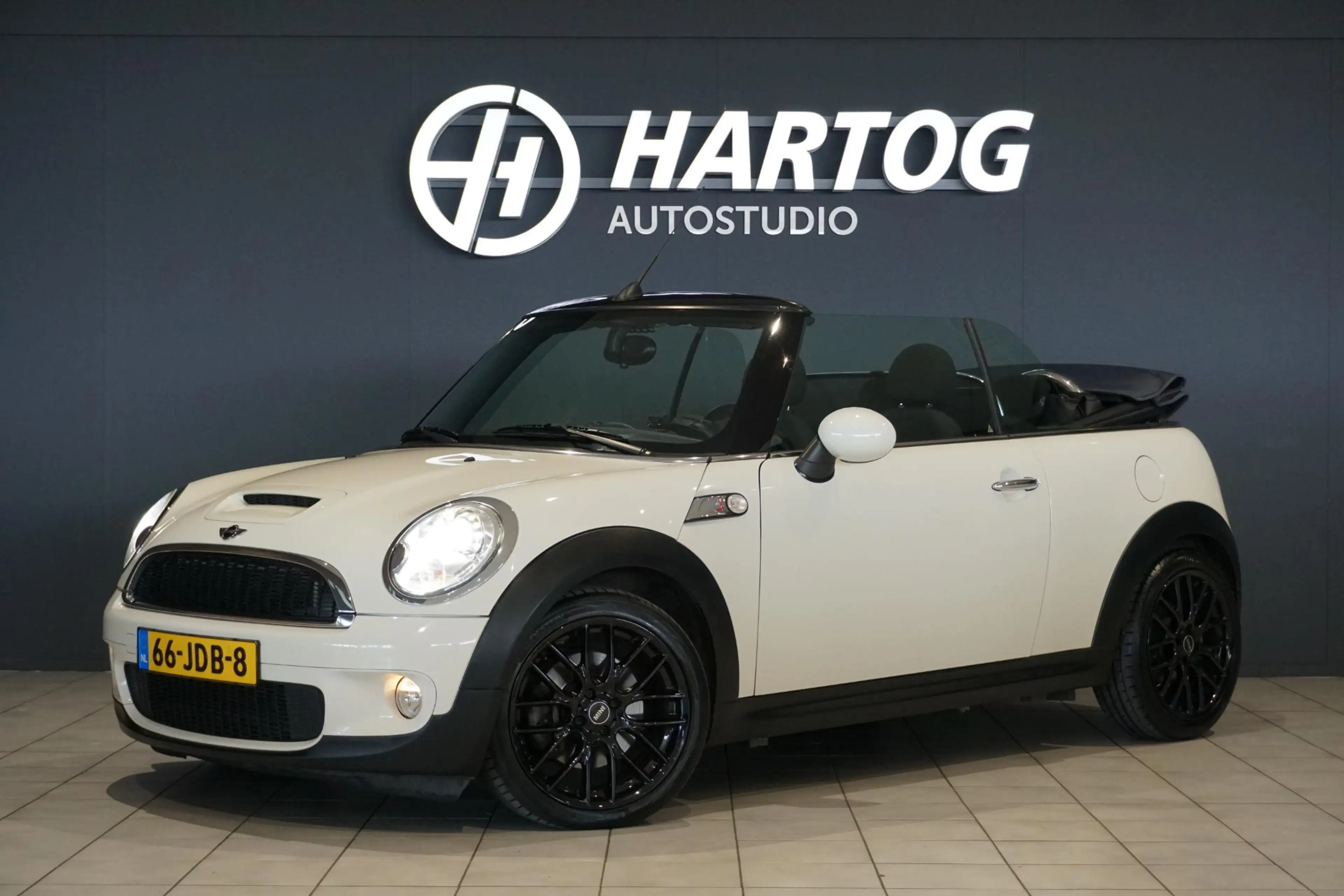 MINI Cooper S Cabrio 1.6 Chili Cabrio + BI-XENON / CLIMATE CONTROL / CR