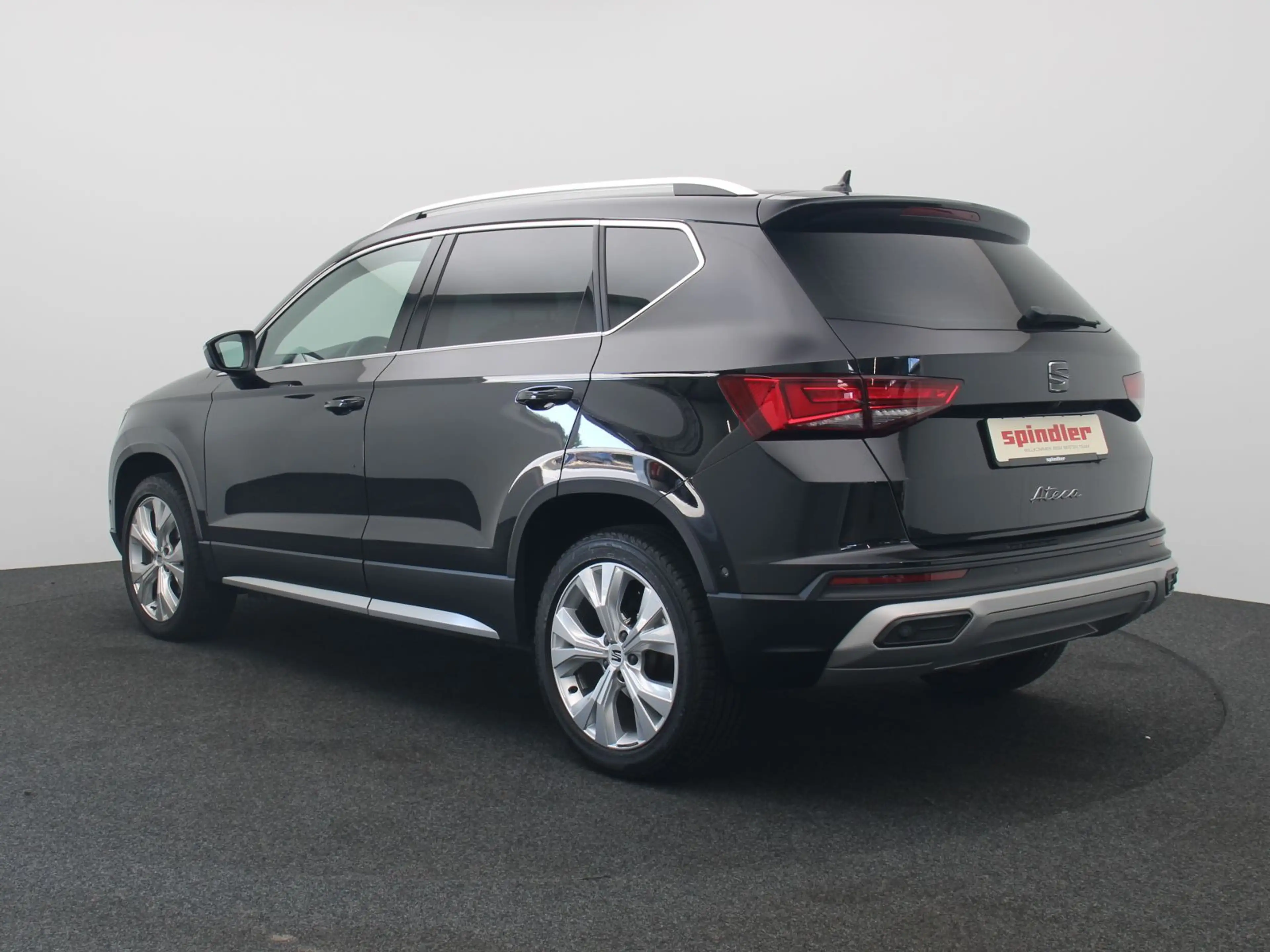 SEAT Ateca Xperience 1.5 TSI DSG / FullLink, AHK, LED — photo 6