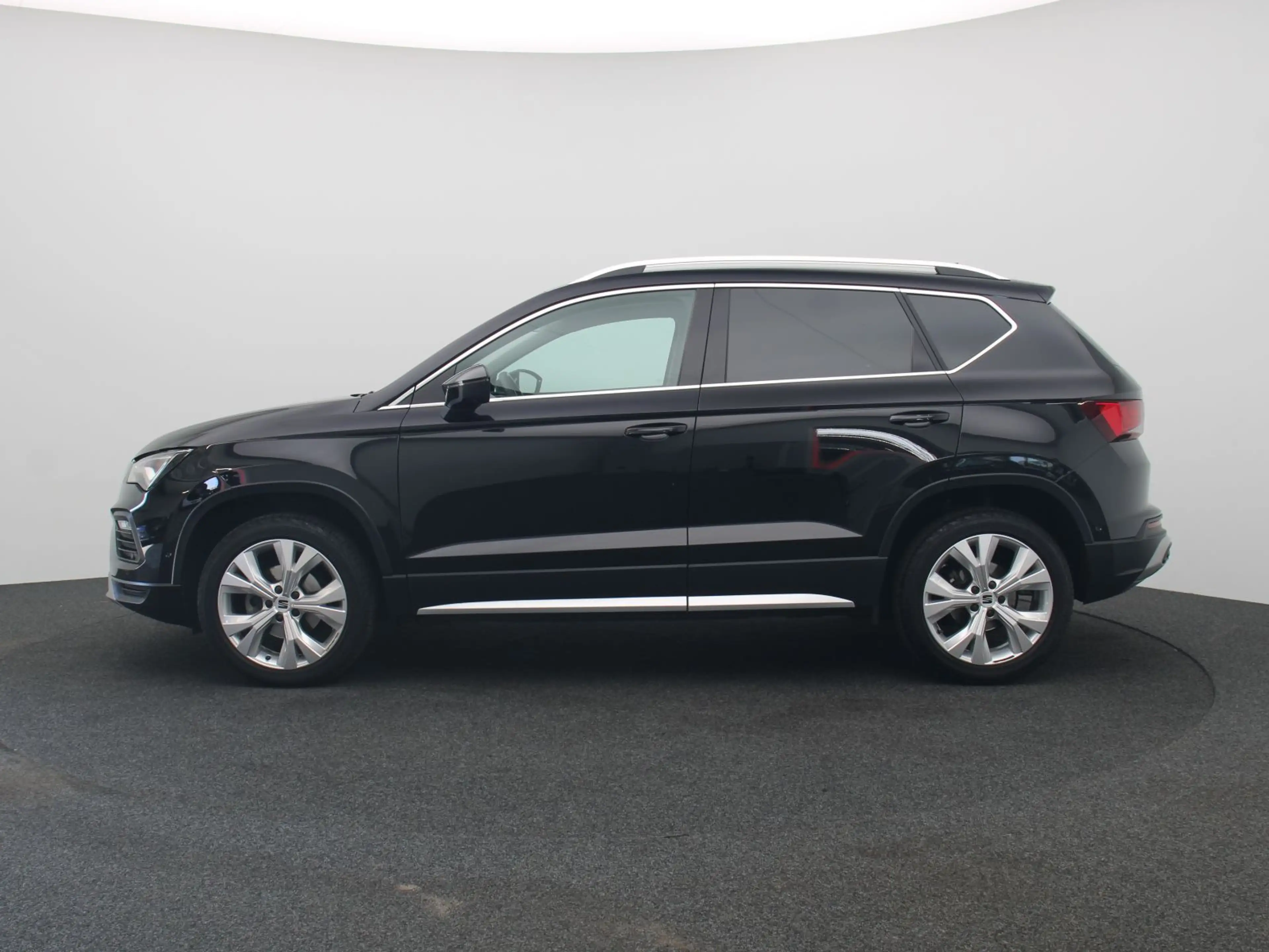 SEAT Ateca Xperience 1.5 TSI DSG / FullLink, AHK, LED — photo 5