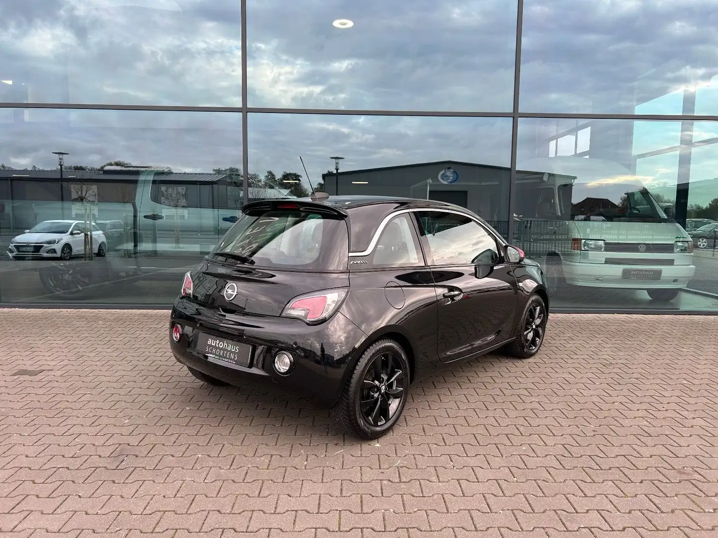 Opel Adam 1.4 Unlimited Einparkhilfe Sitzhzng. 16" Zwart - 2