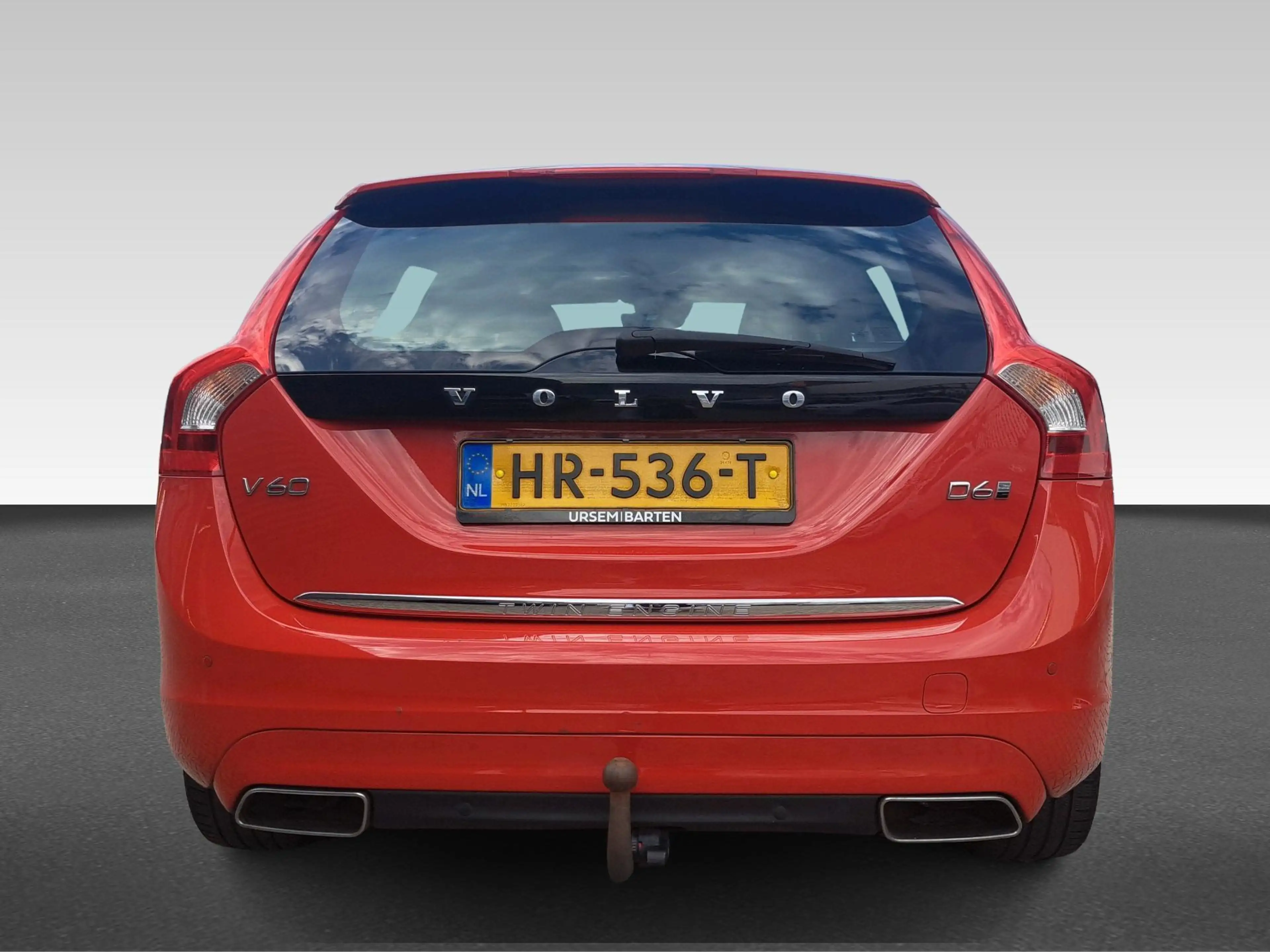 Volvo V60 plug in hybrid — photo 10