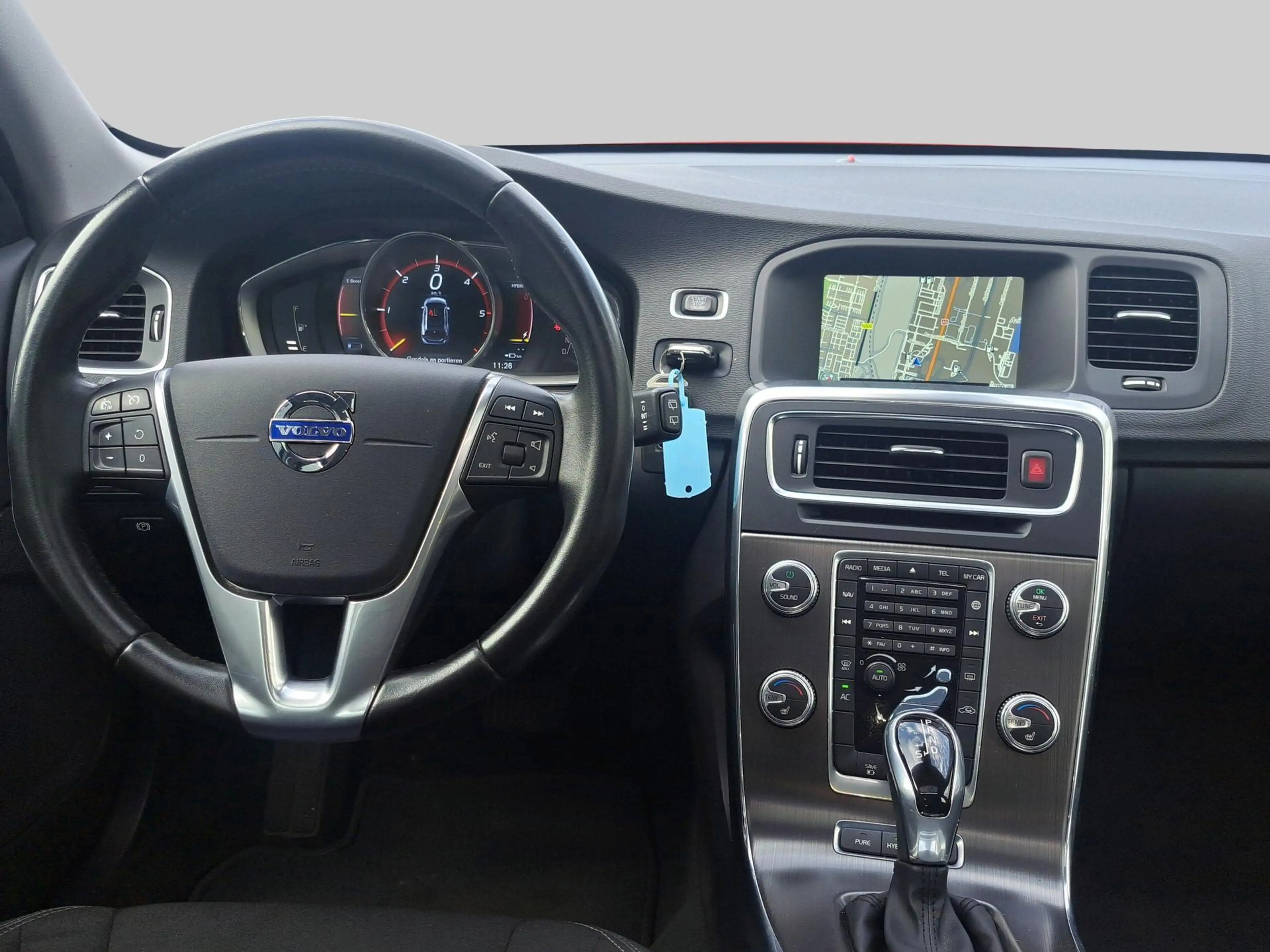 Volvo V60 plug in hybrid — photo 5