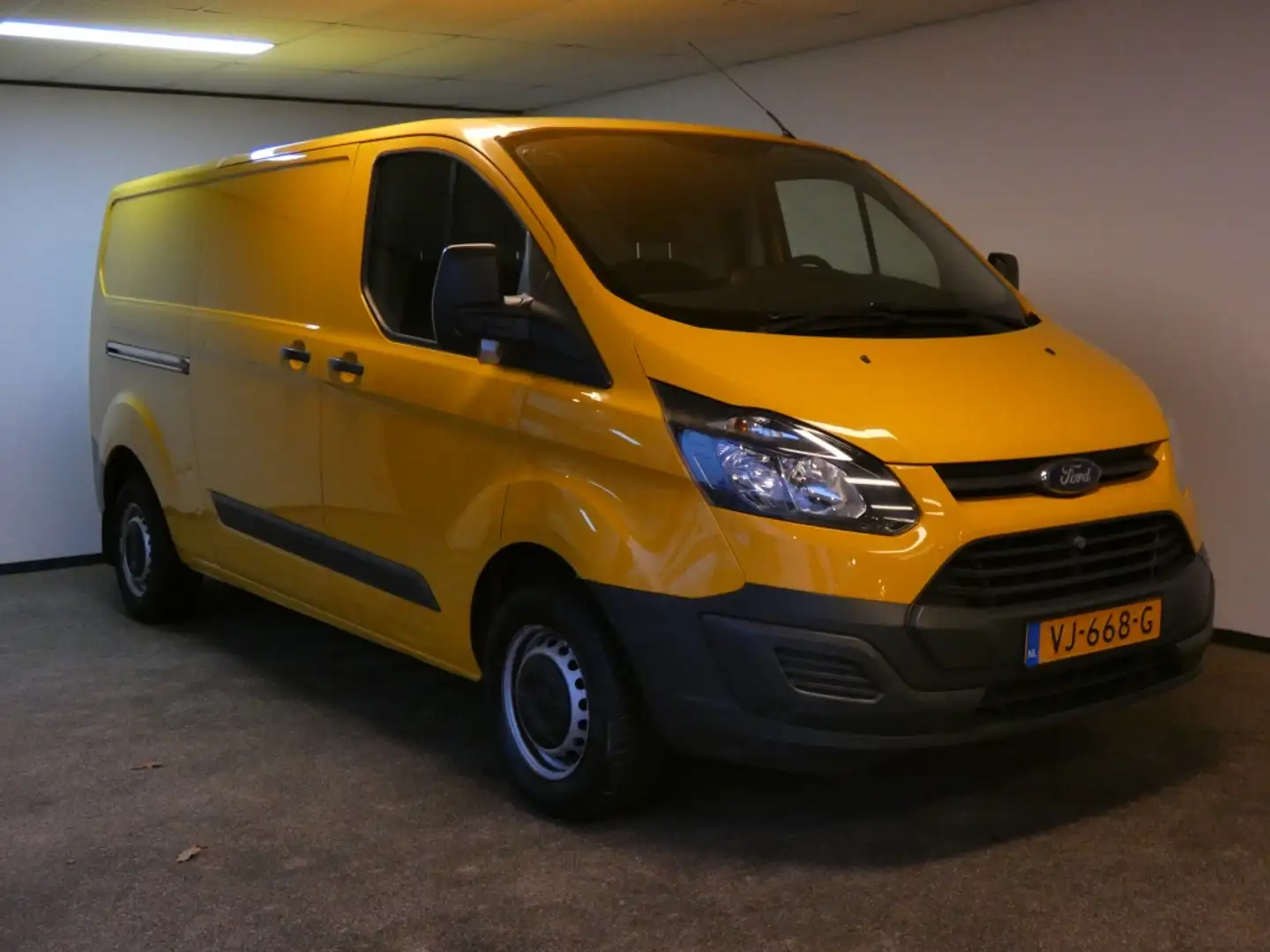 Ford Transit Custom 290 2.2 TDCI L2H1 Am Nwe APK Geel - 2