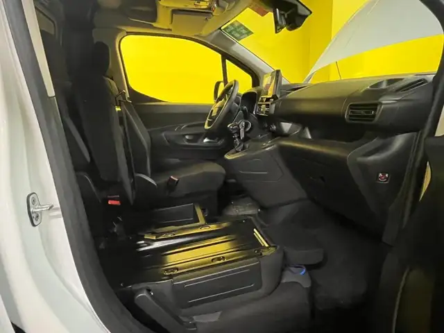 Fiat Doblo view 8