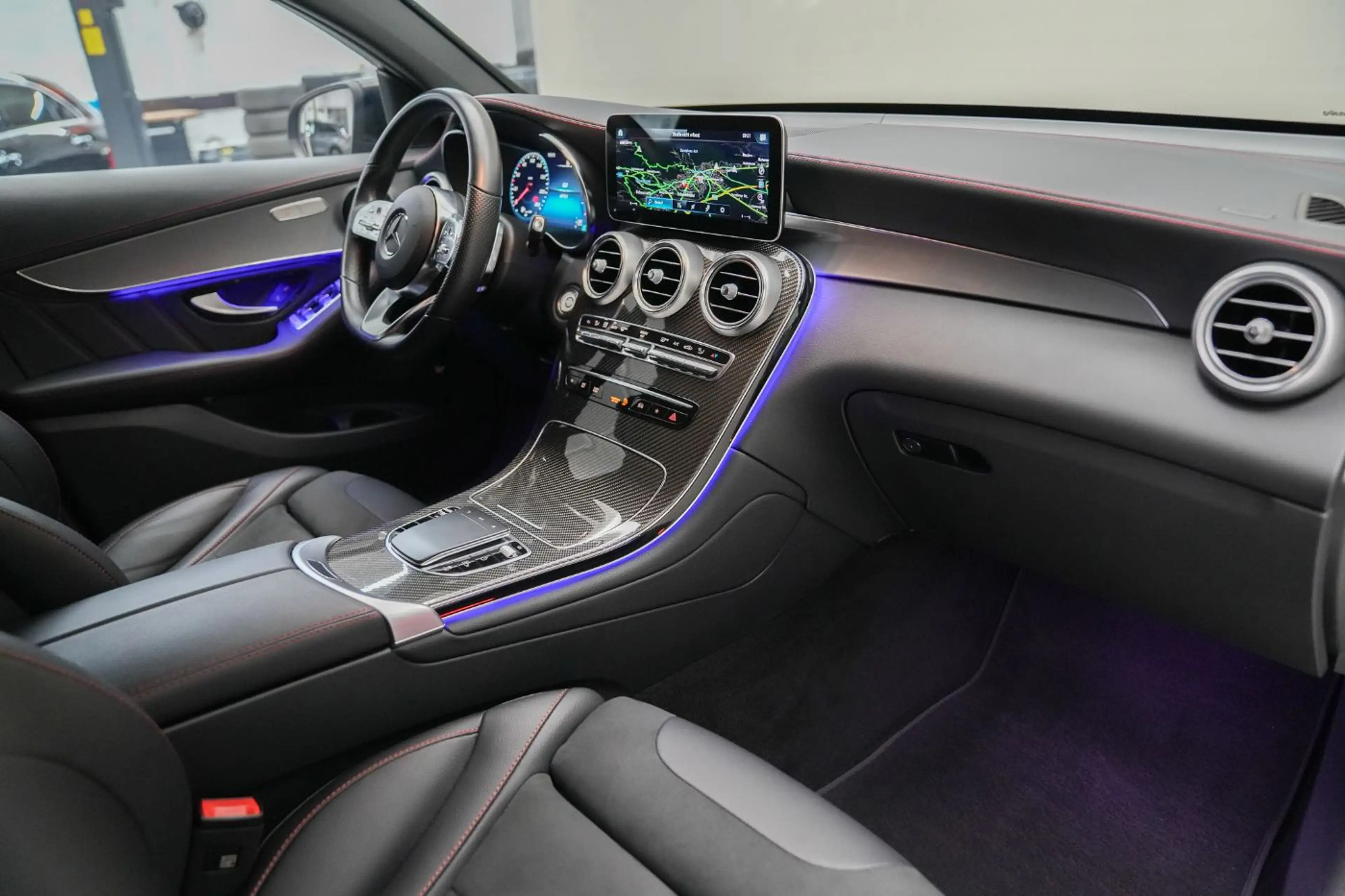 Mercedes-Benz GLC 220 d 4MATIC Coupé Night KAM KlimaA SoundSys — photo 8