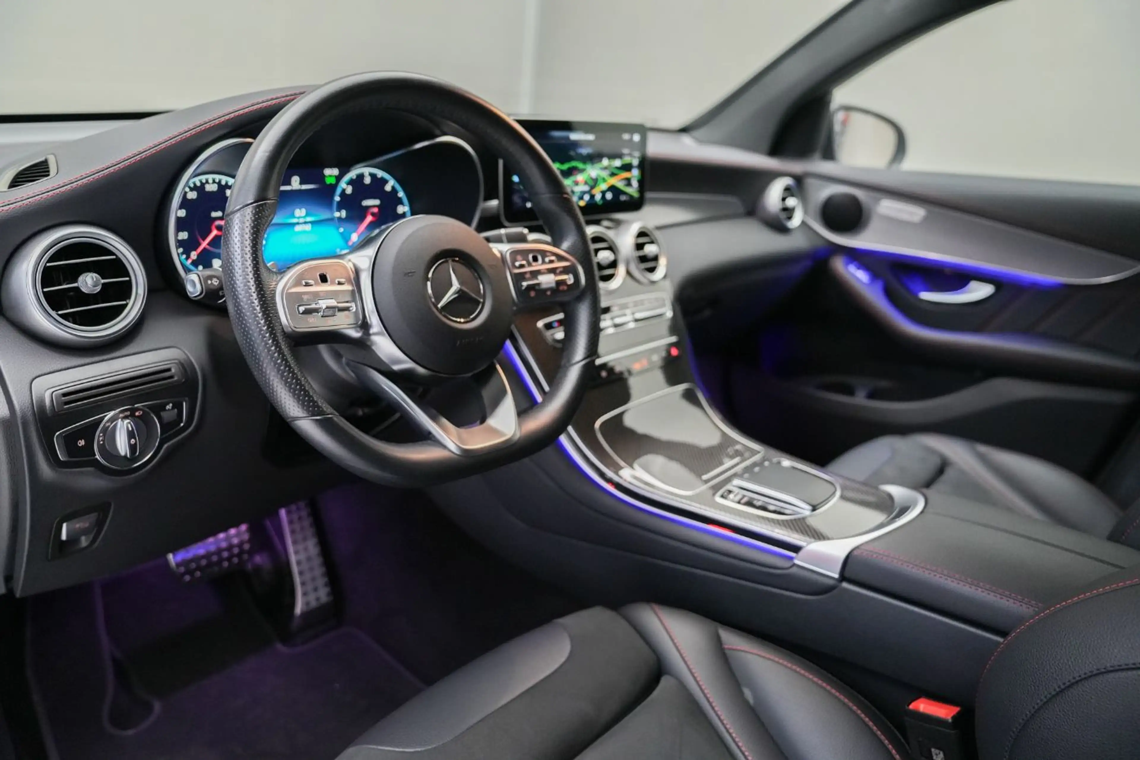 Mercedes-Benz GLC 220 d 4MATIC Coupé Night KAM KlimaA SoundSys — photo 6