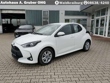 Hybrid 116 PS Kamera+Carplay+Keyless+Tempom