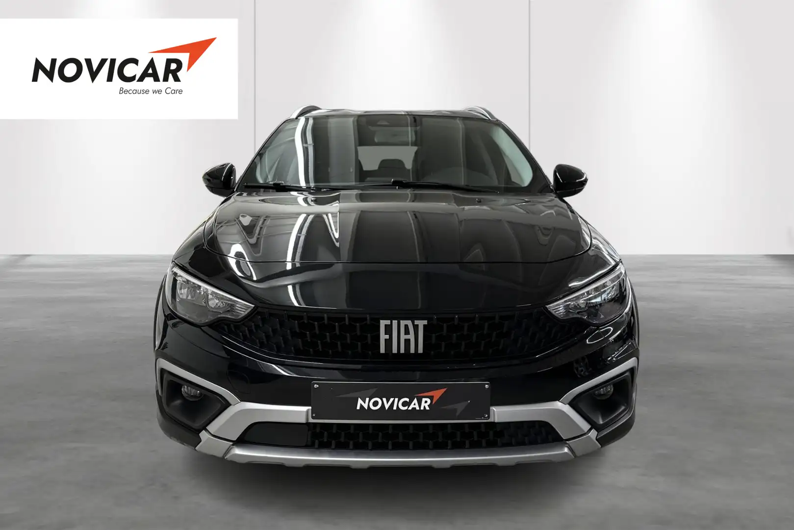Fiat Tipo SW 1.5 Hybrid 130 DCT7 CROSS Noir - 2