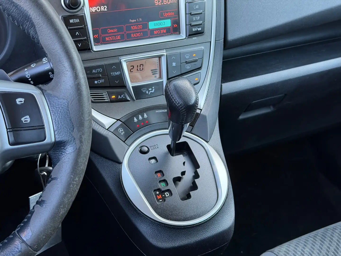 Toyota Verso-S 1.3 VVT-i Aspiration Automaat|Camera|Trekhaak Gris - 2