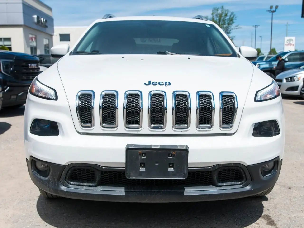 Jeep Cherokee снимка Jeep Cherokee