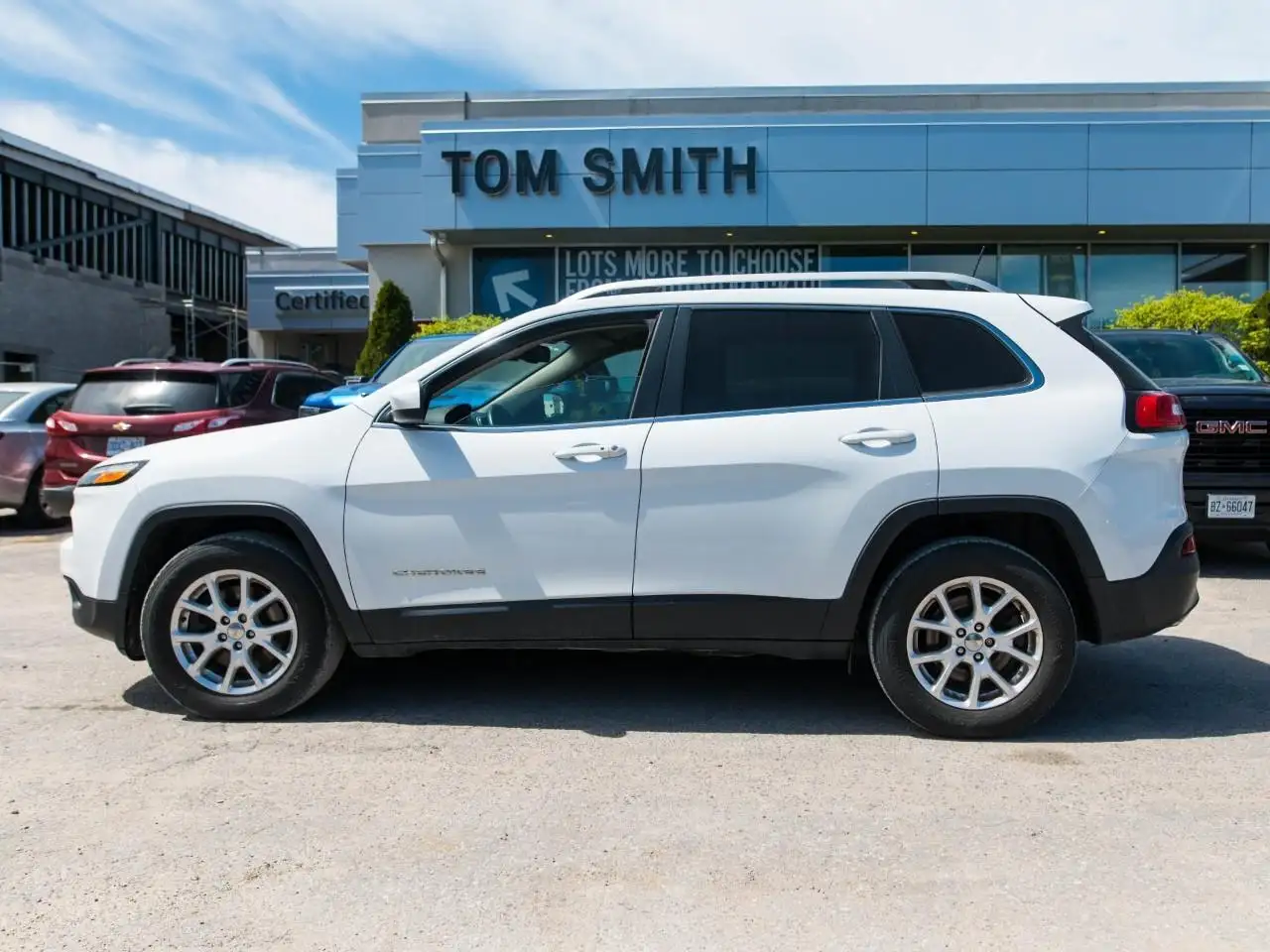 Jeep Cherokee снимка Jeep Cherokee