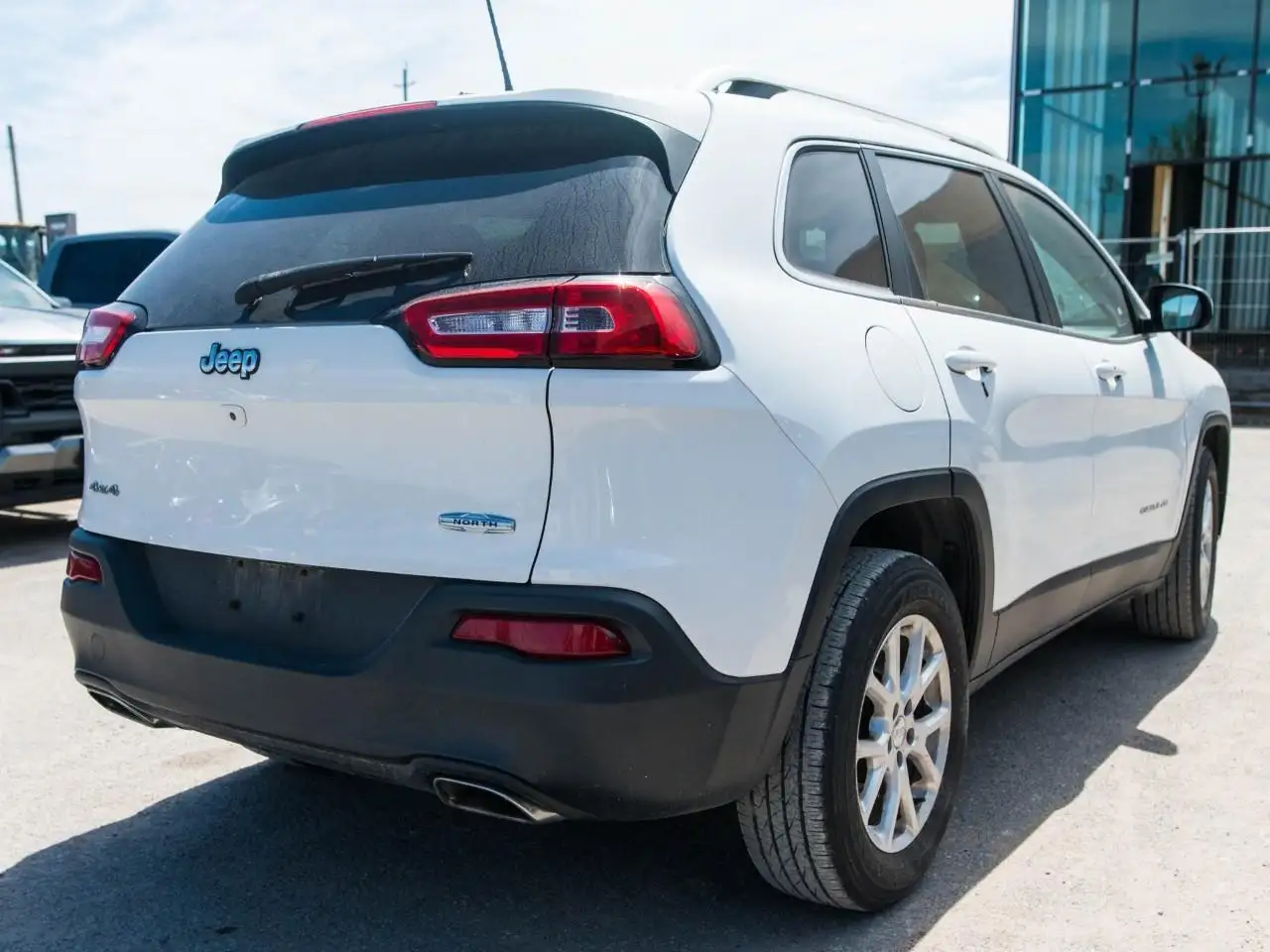 Jeep Cherokee снимка Jeep Cherokee