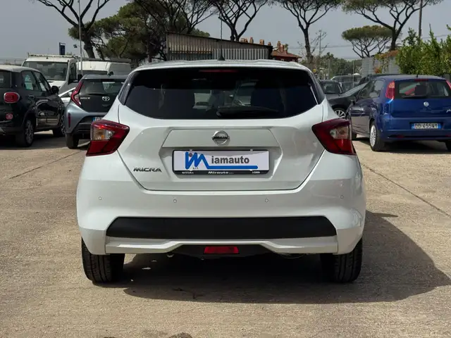 Nissan Micra view 3