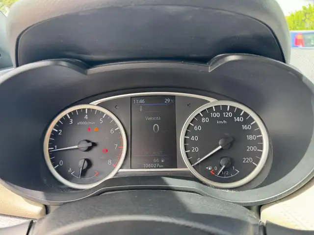 Nissan Micra view 6