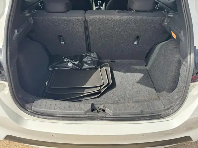 Nissan Micra view 13