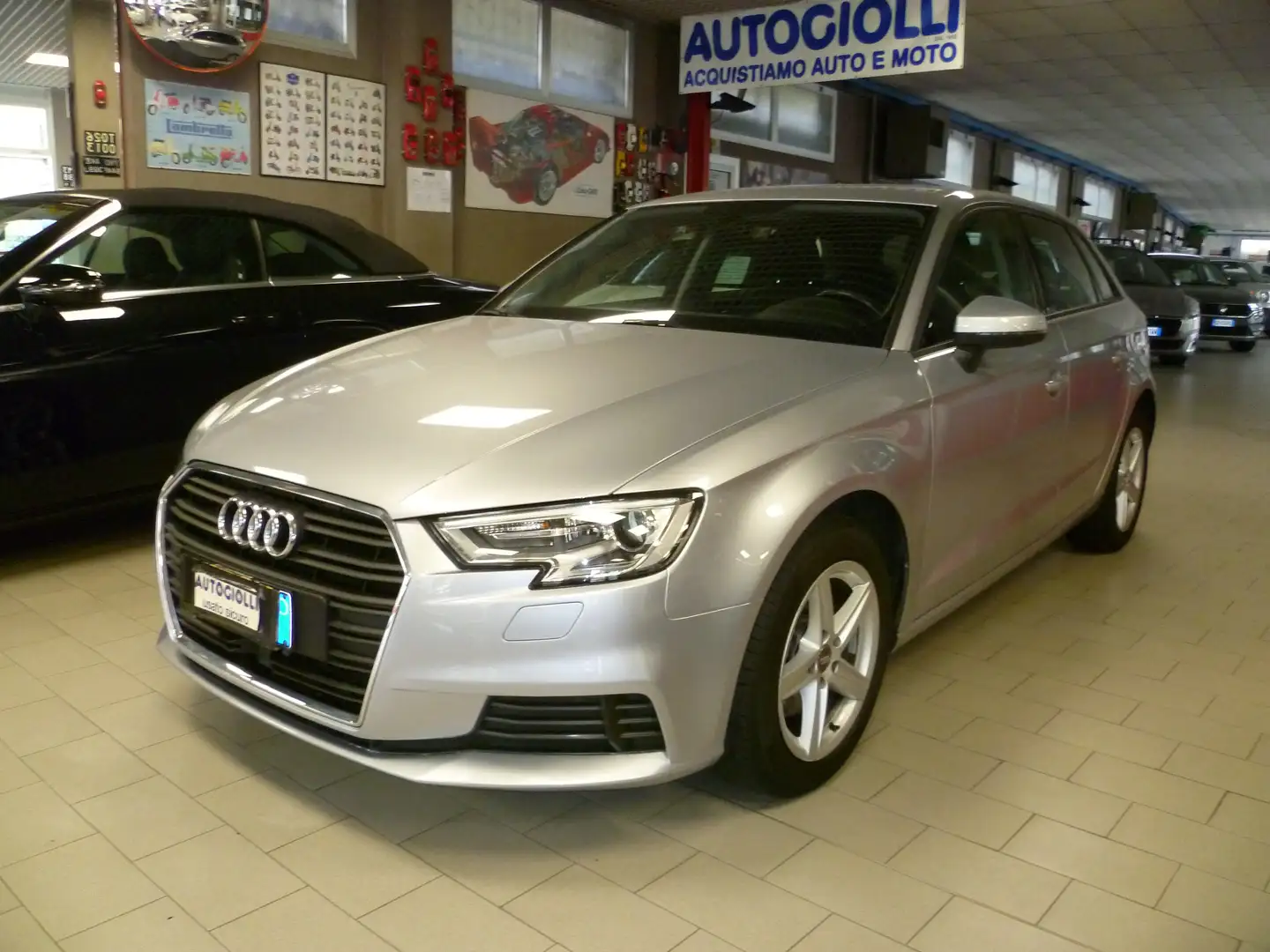 Audi A3 A3 III Sportback 35 2.0 tdi Business 150cv Silber - 2