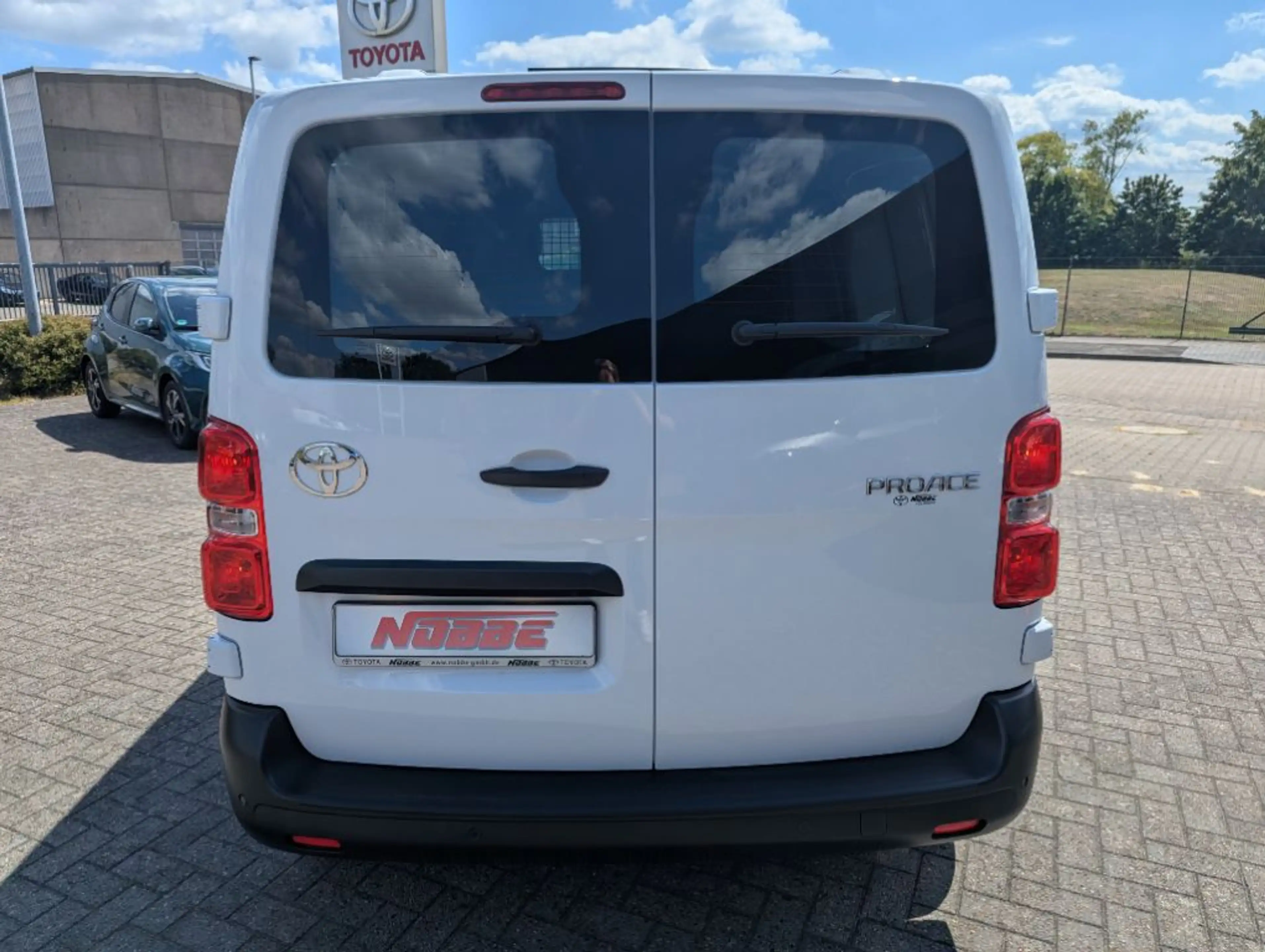 Toyota Proace 1,5-l-D-4D L1 Meister — photo 5