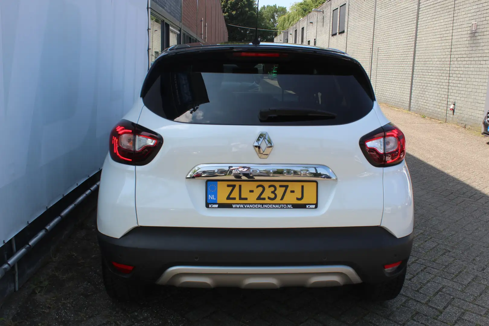 Renault Captur 0.9 TCe Bose Key-less | LED l Navi l Arico l Cruis Blanc - 2