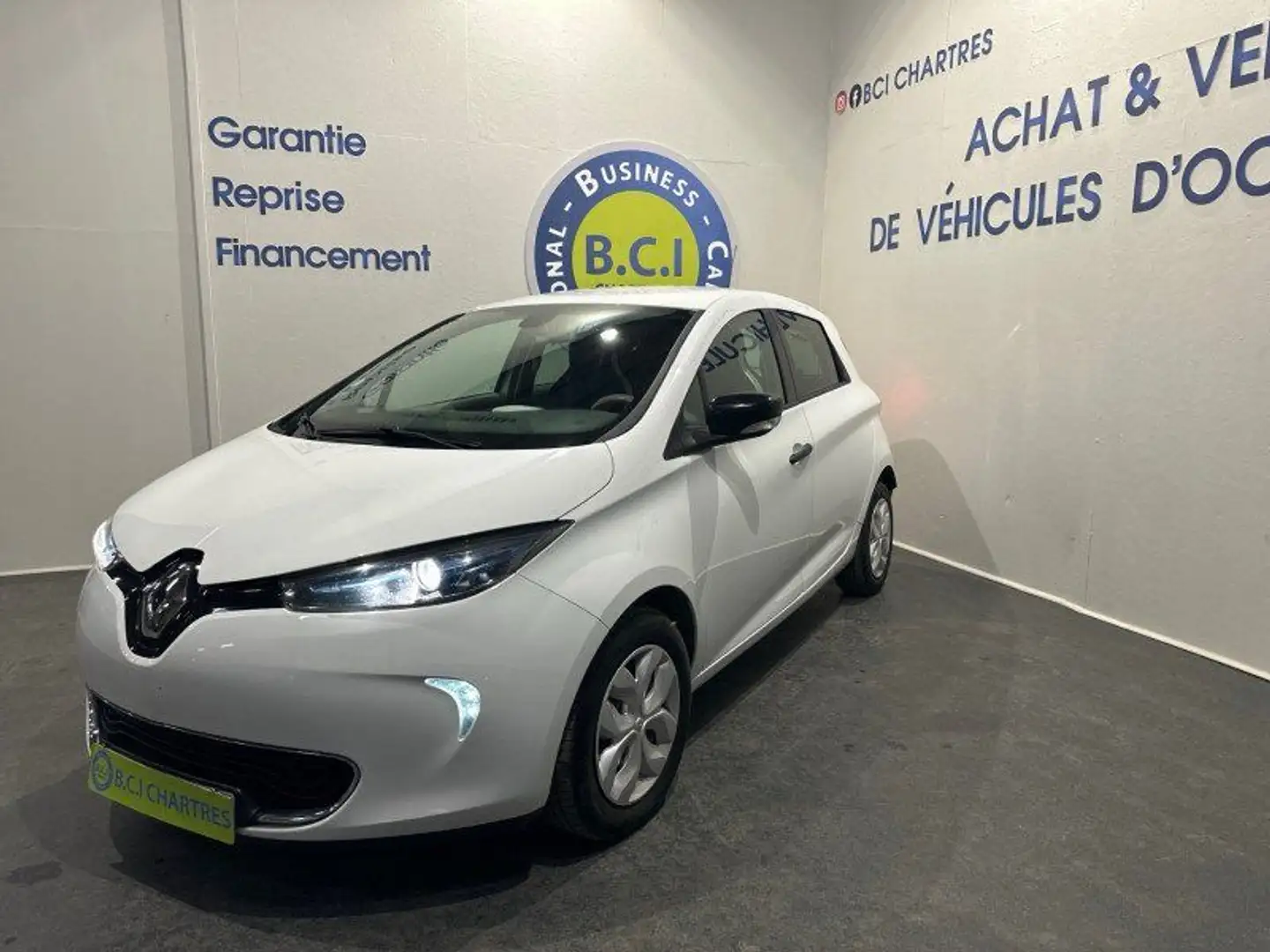 Renault ZOE LIFE CHARGE NORMALE R75 22kw location de batterie Blanc - 2