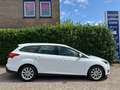 Ford Focus Wagon 1.0 Titanium Climate C, Cruise C, Navigatie, Weiß - thumbnail 2