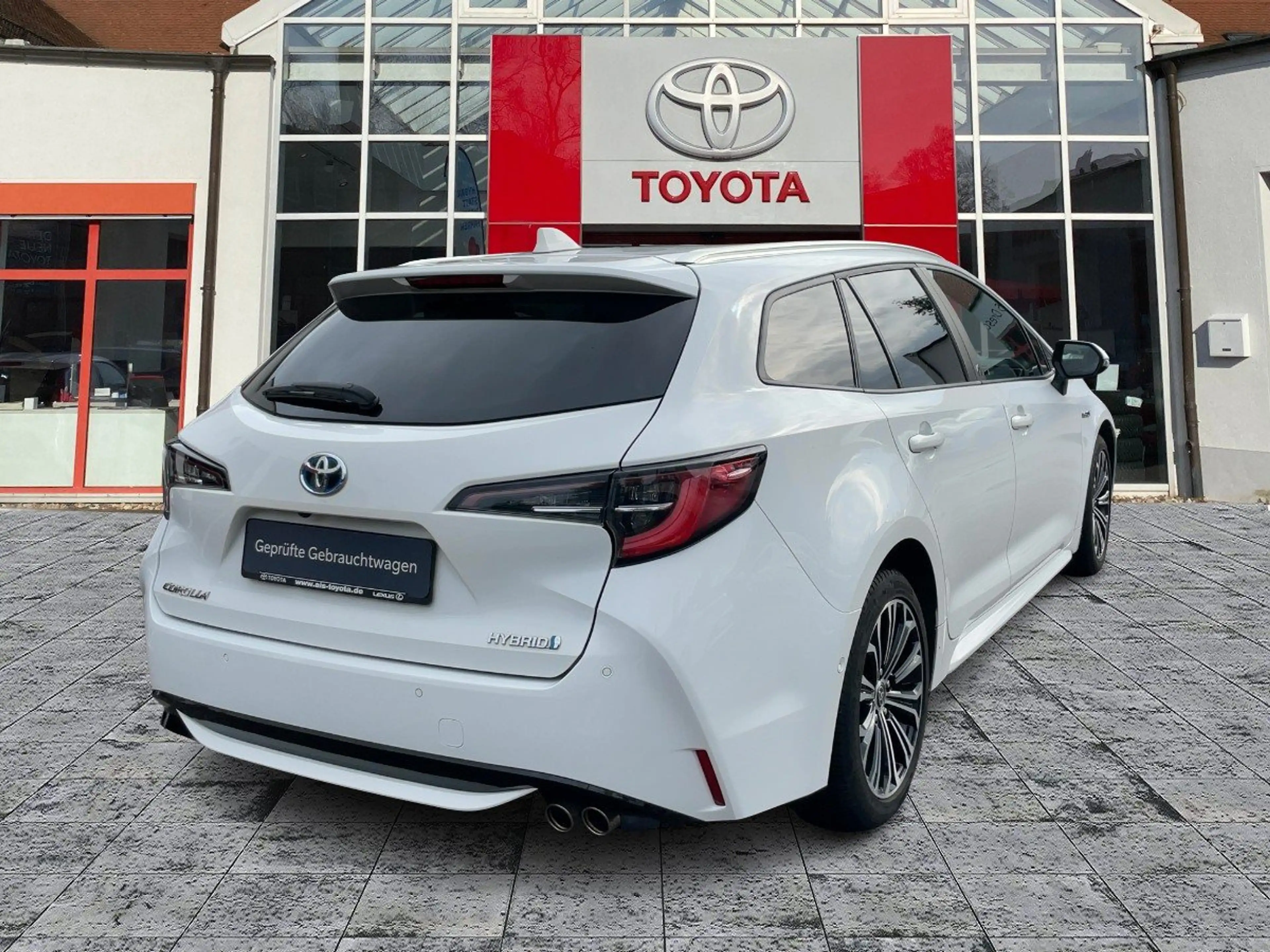 Toyota Corolla Touring Sports 2.0 Teamplayer ACC+LED — photo 5