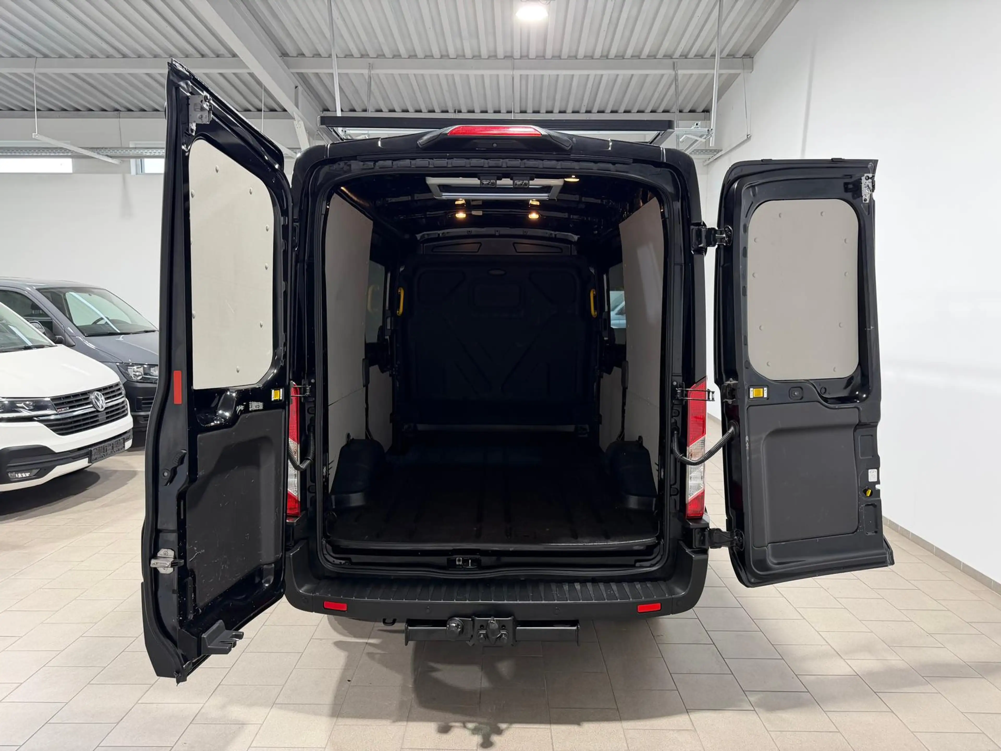 Ford Transit 350 Kasten,Trail,4x4,L2H2,LED,Garantie — photo 7