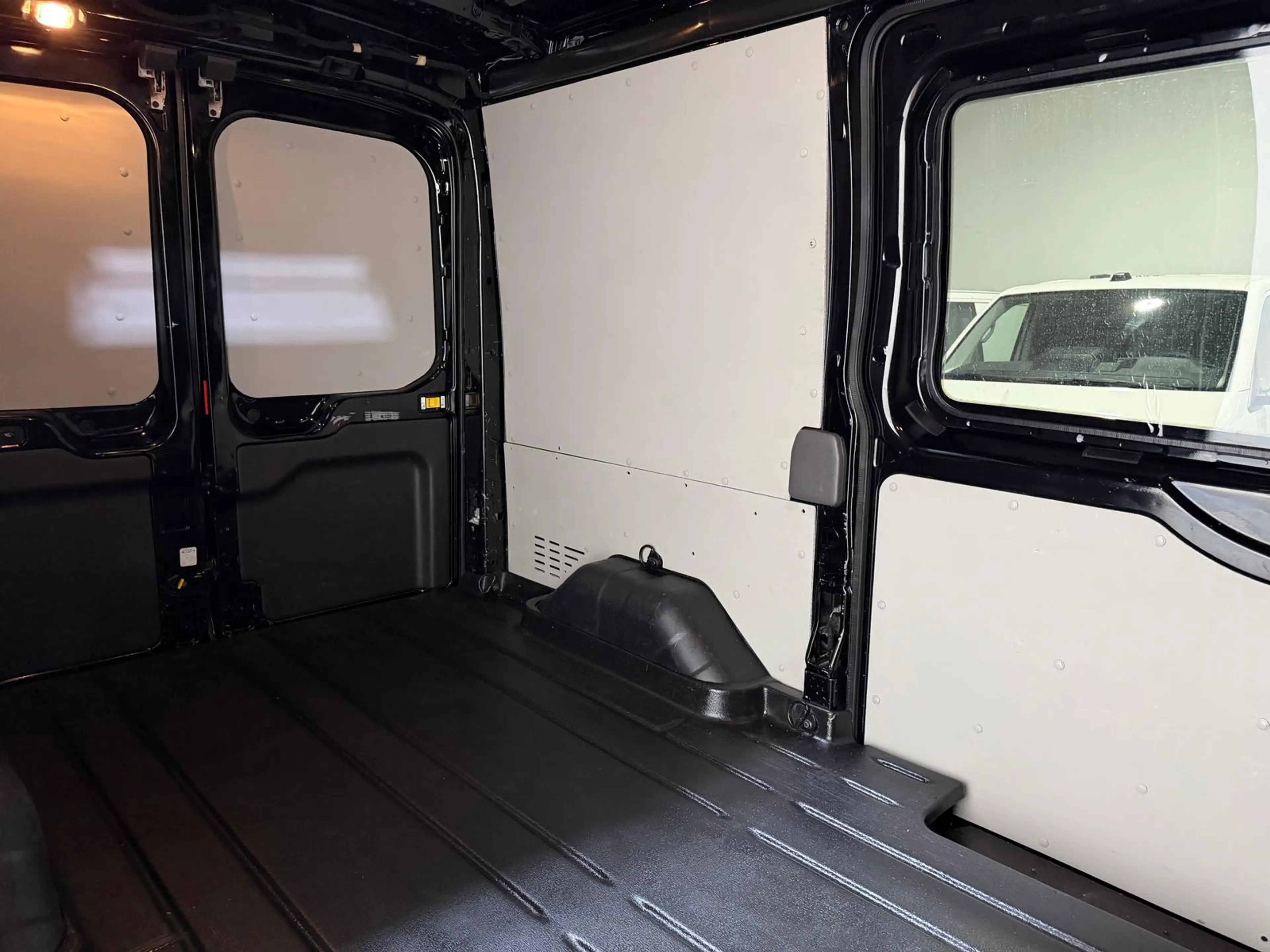 Ford Transit 350 Kasten,Trail,4x4,L2H2,LED,Garantie — photo 10